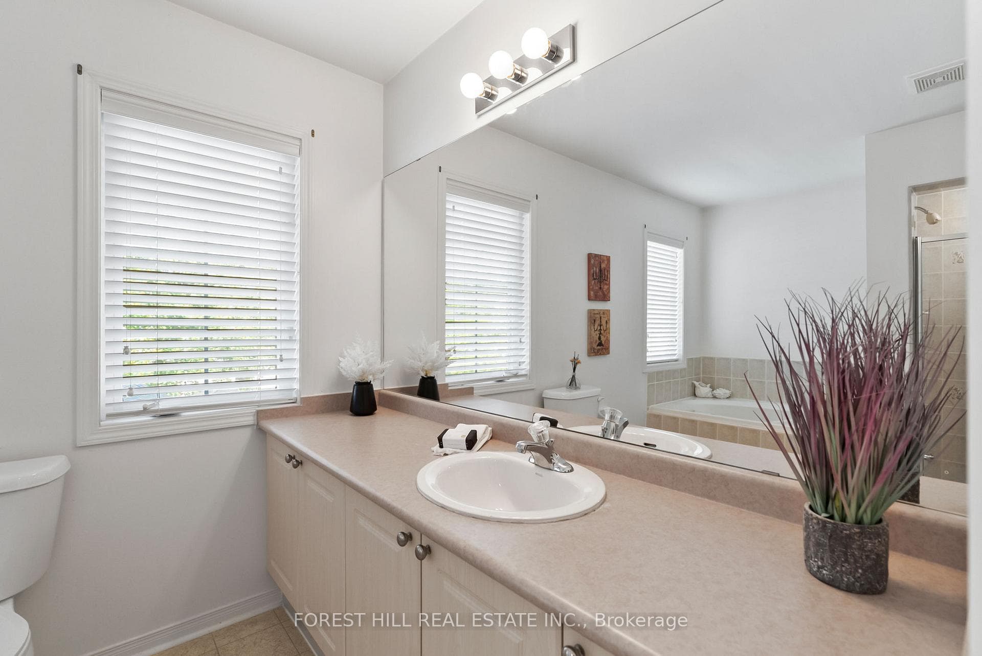 70 Stillwell Lane photo 23