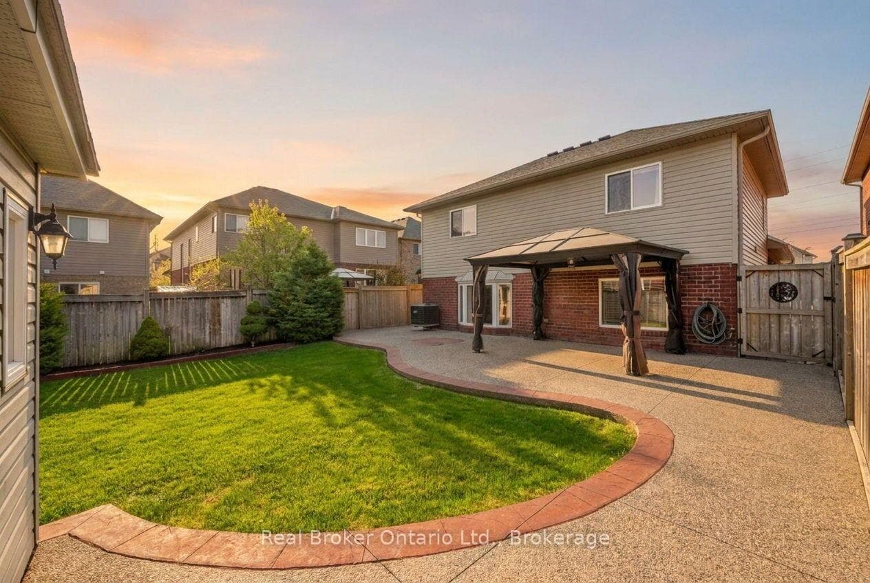 51 Sundance Crescent photo 20