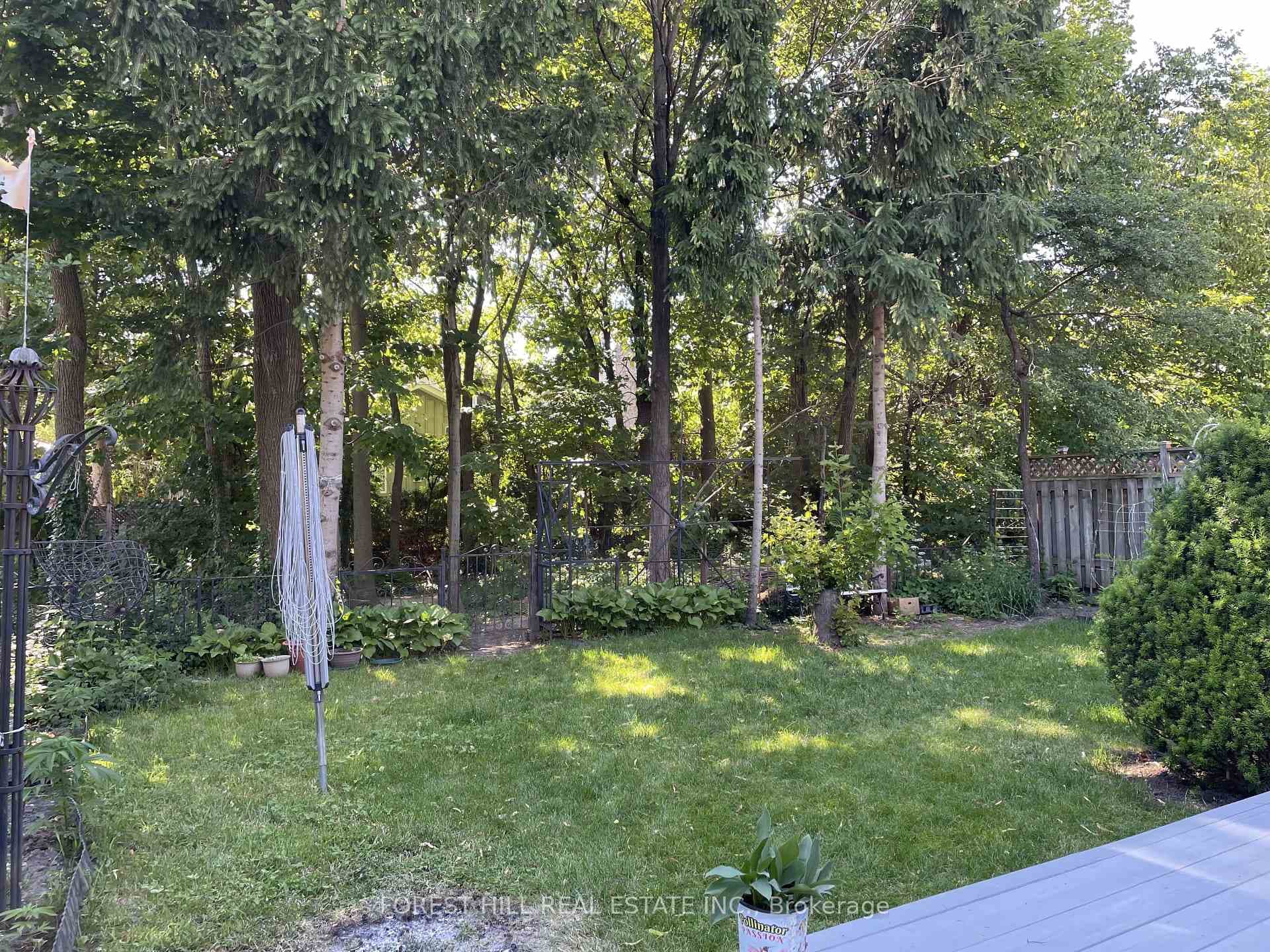 176 Golfview Road photo 9