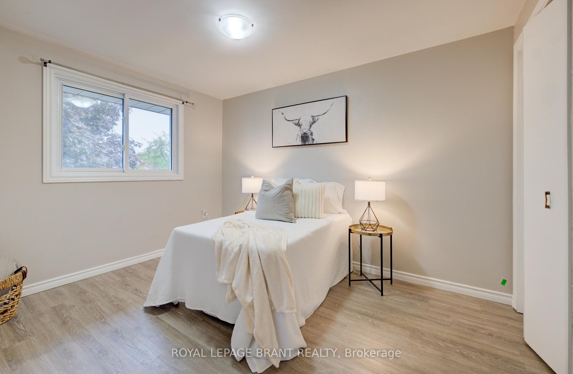 147 Moffat Drive photo 17