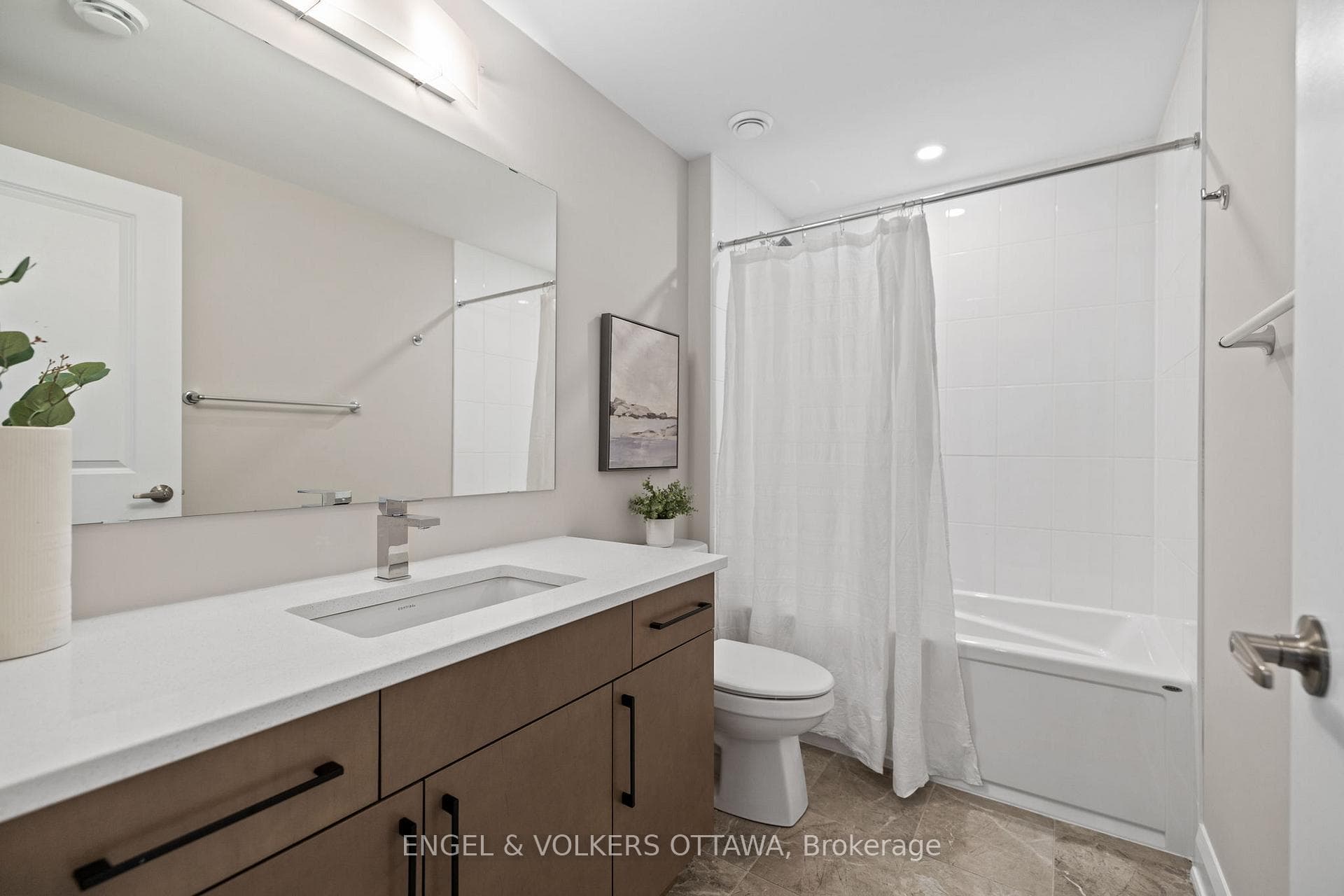 399 Longworth Avenue photo 40