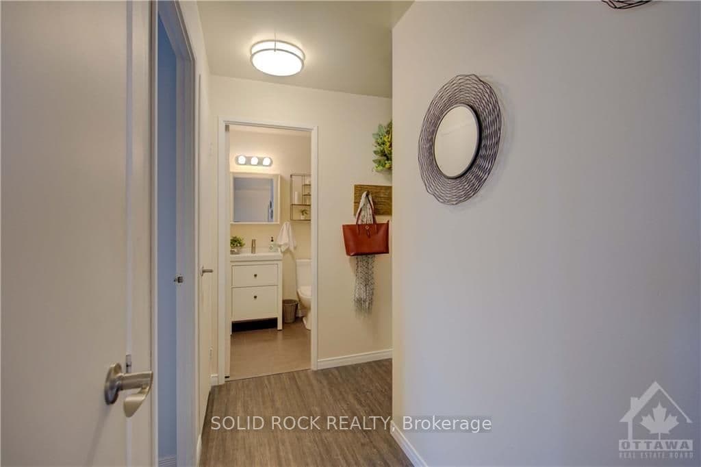 334 QUEEN MARY Road Unit 516 photo 21