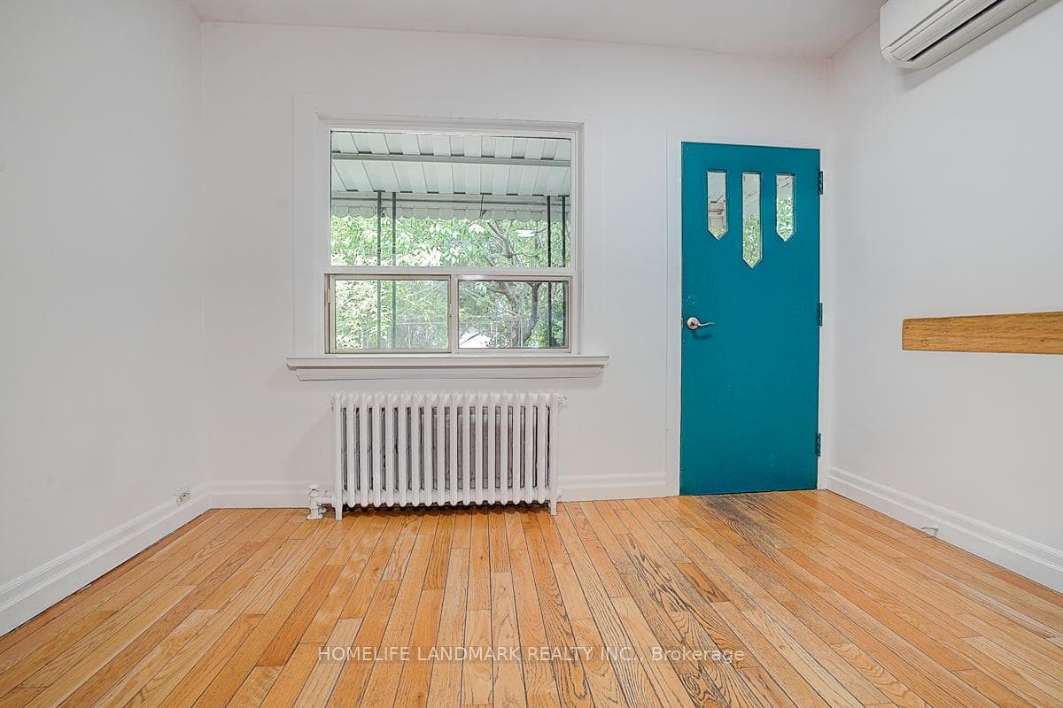 149 Euclid Avenue Unit Main and Upper photo 14