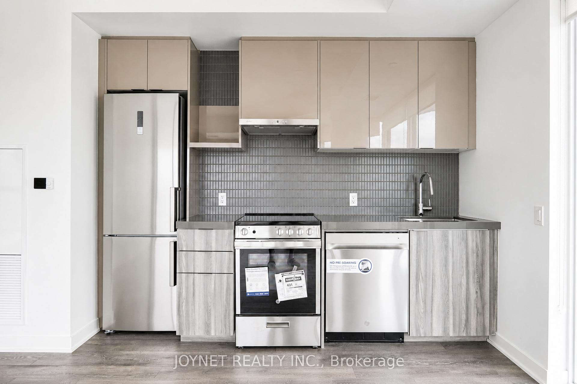 10 Flavelle Trail Unit 1004 photo 8