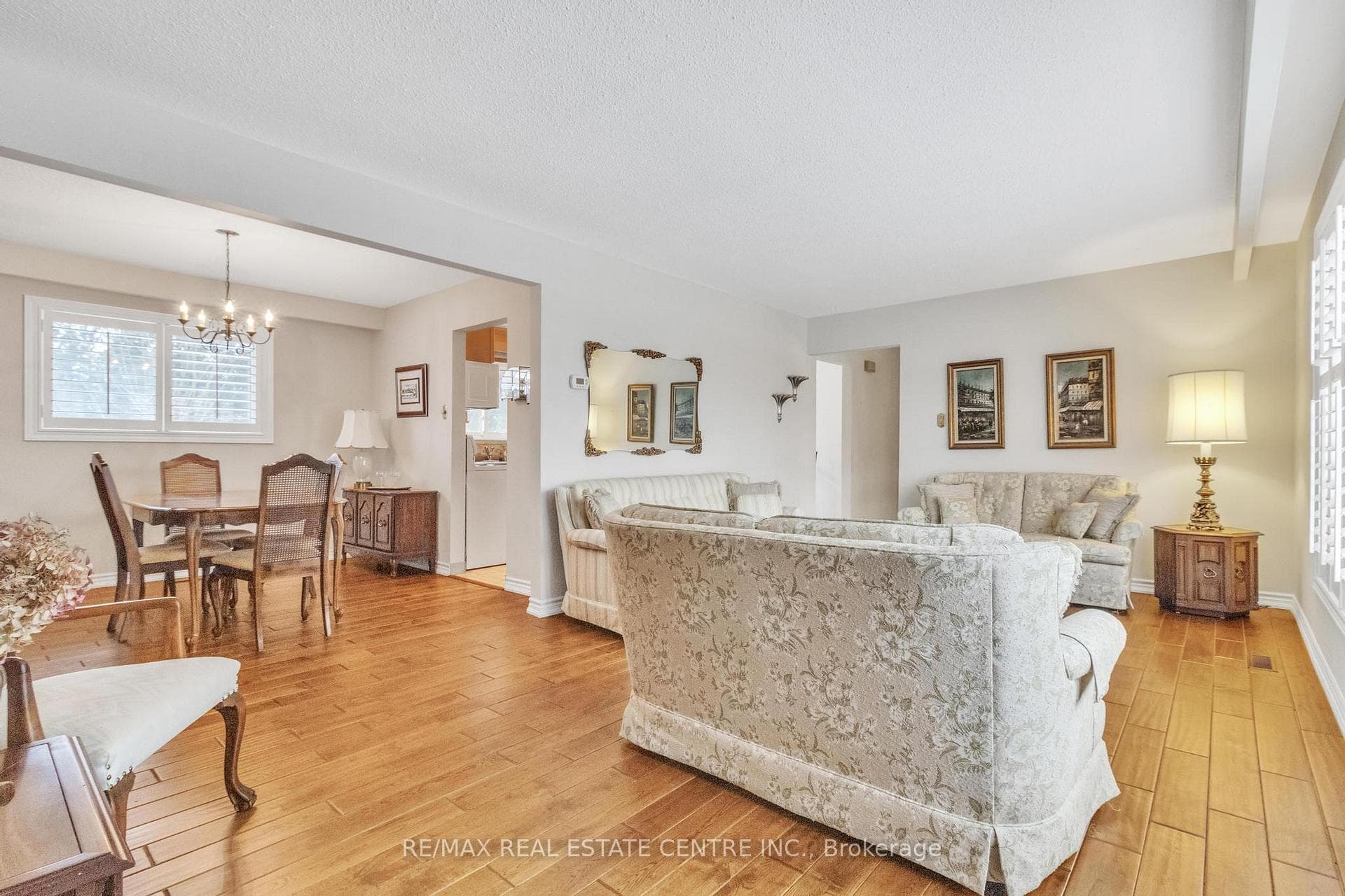 19 Meadowland Gate photo 10