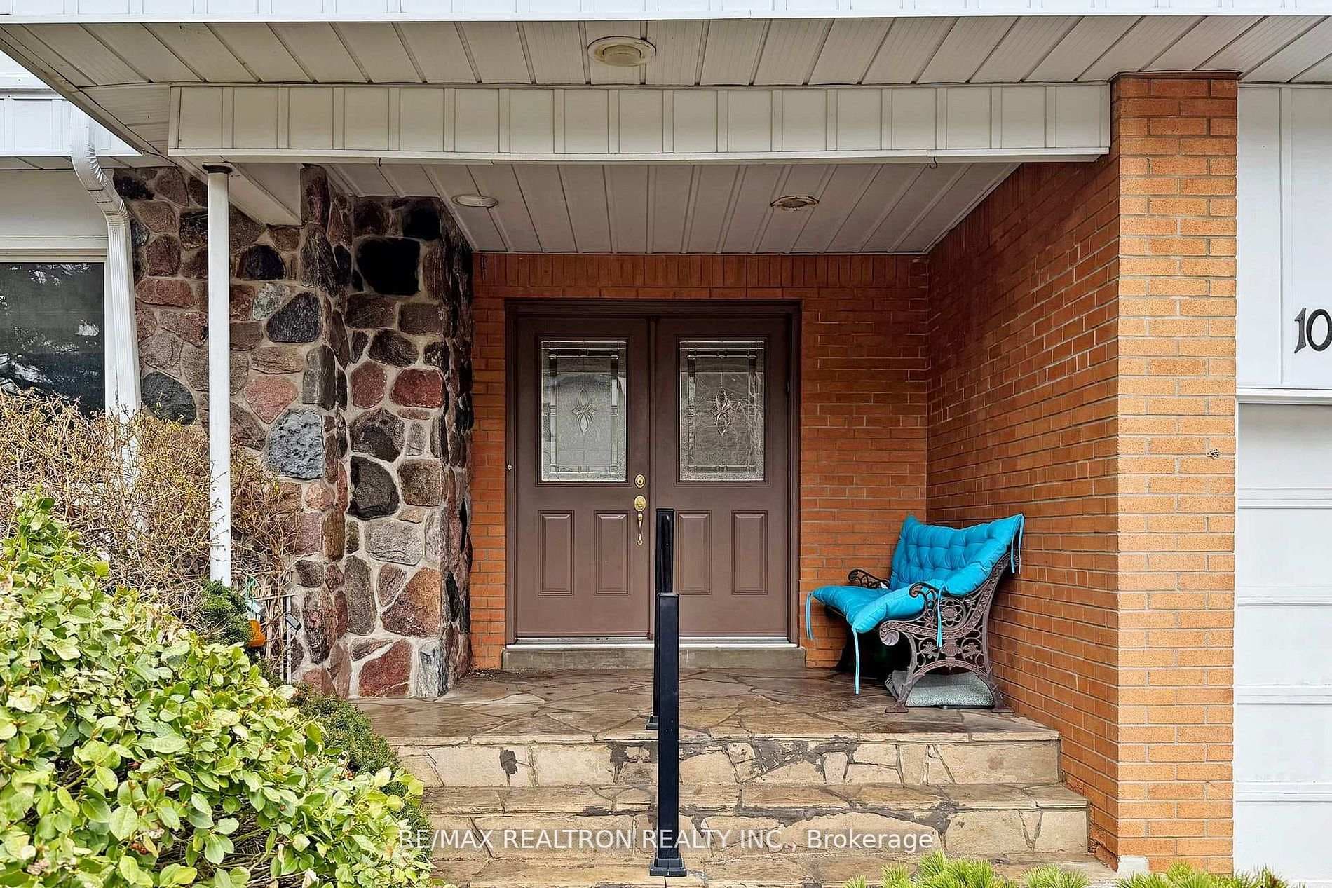 10 HEARTHSTONE Crescent photo 5