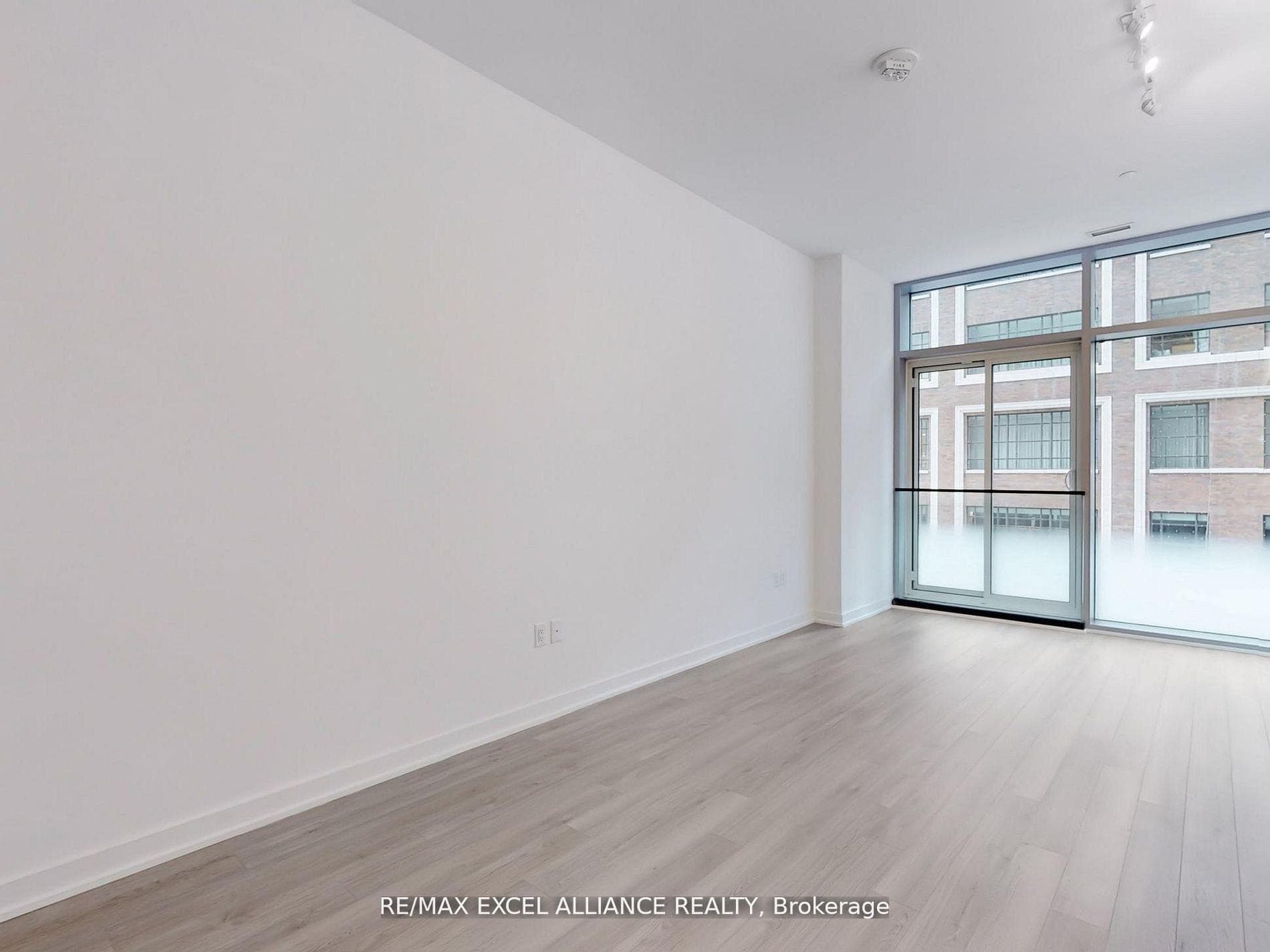357 King Street Unit 204 photo 6