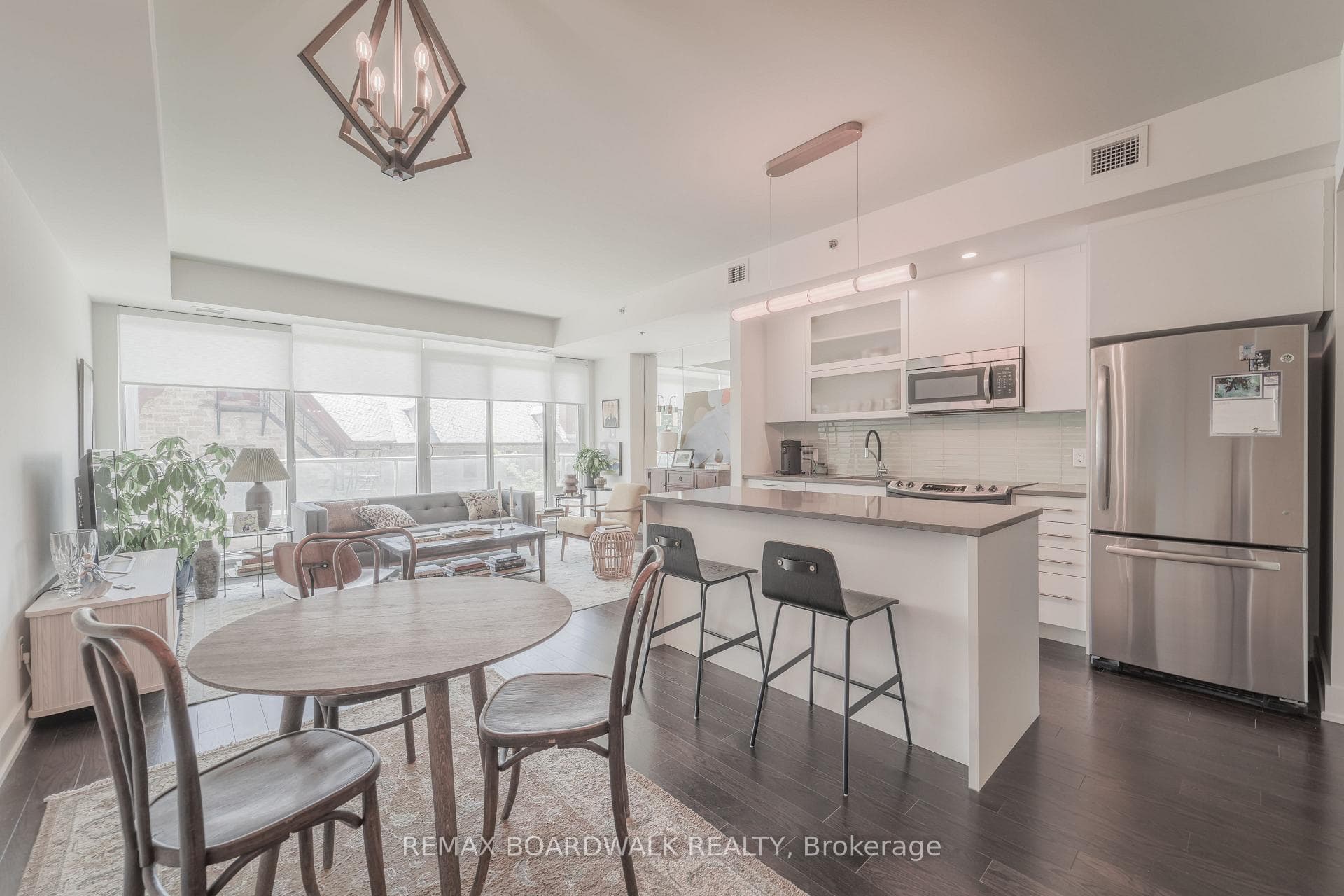 98 Richmond Road Unit 301 photo 11