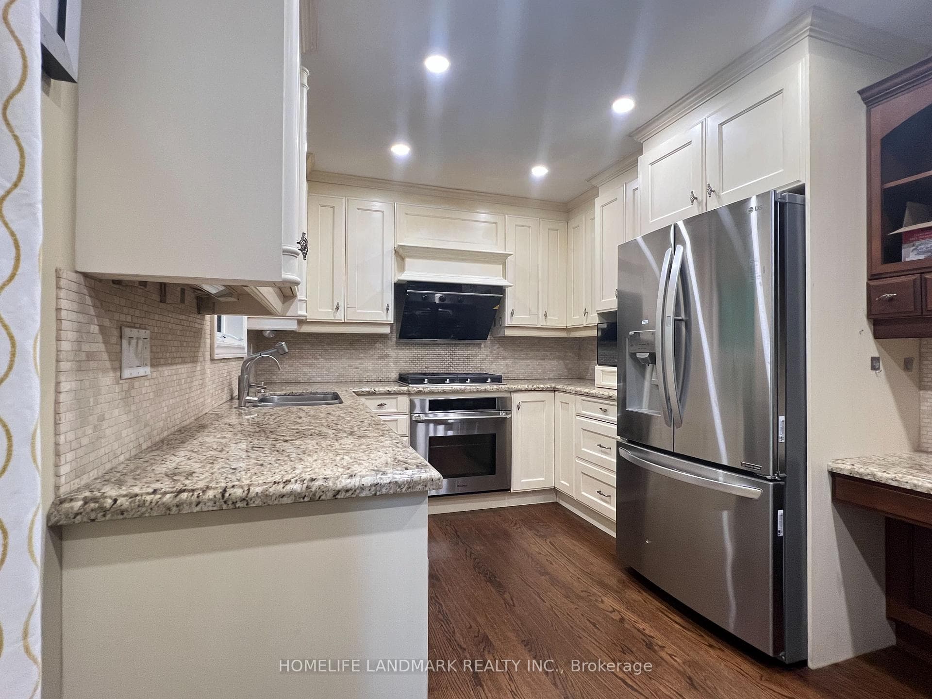 84 Abbeywood Trail photo 21