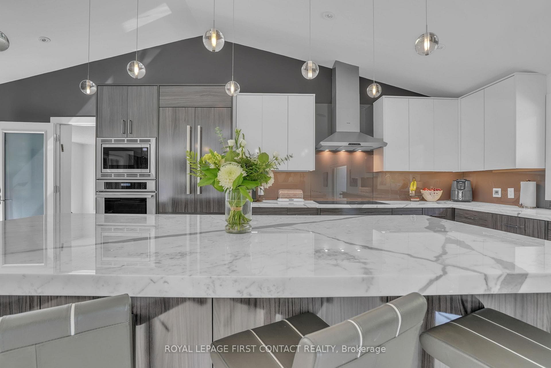15075 Jane Street photo 13