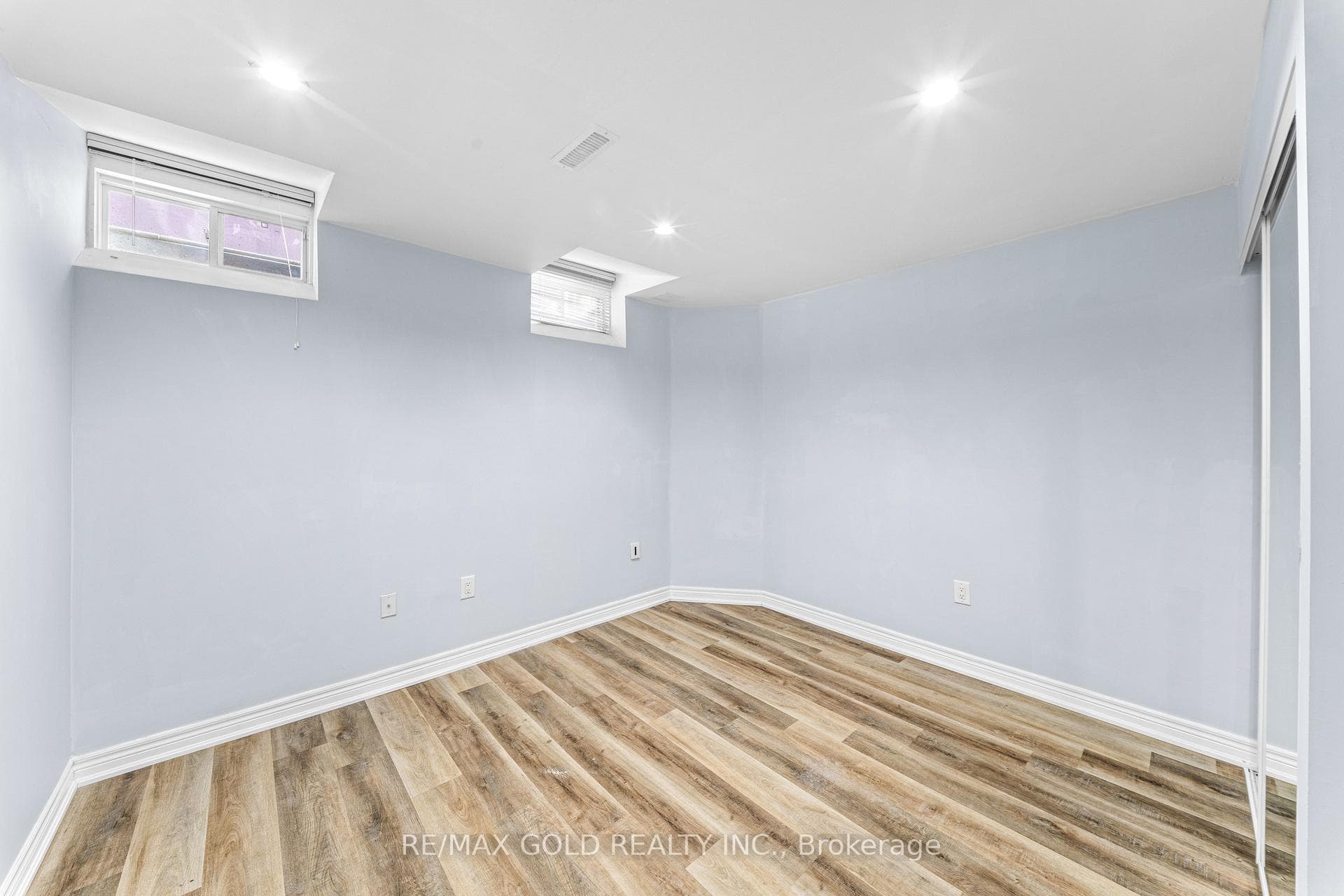 14 Stingray Court photo 37