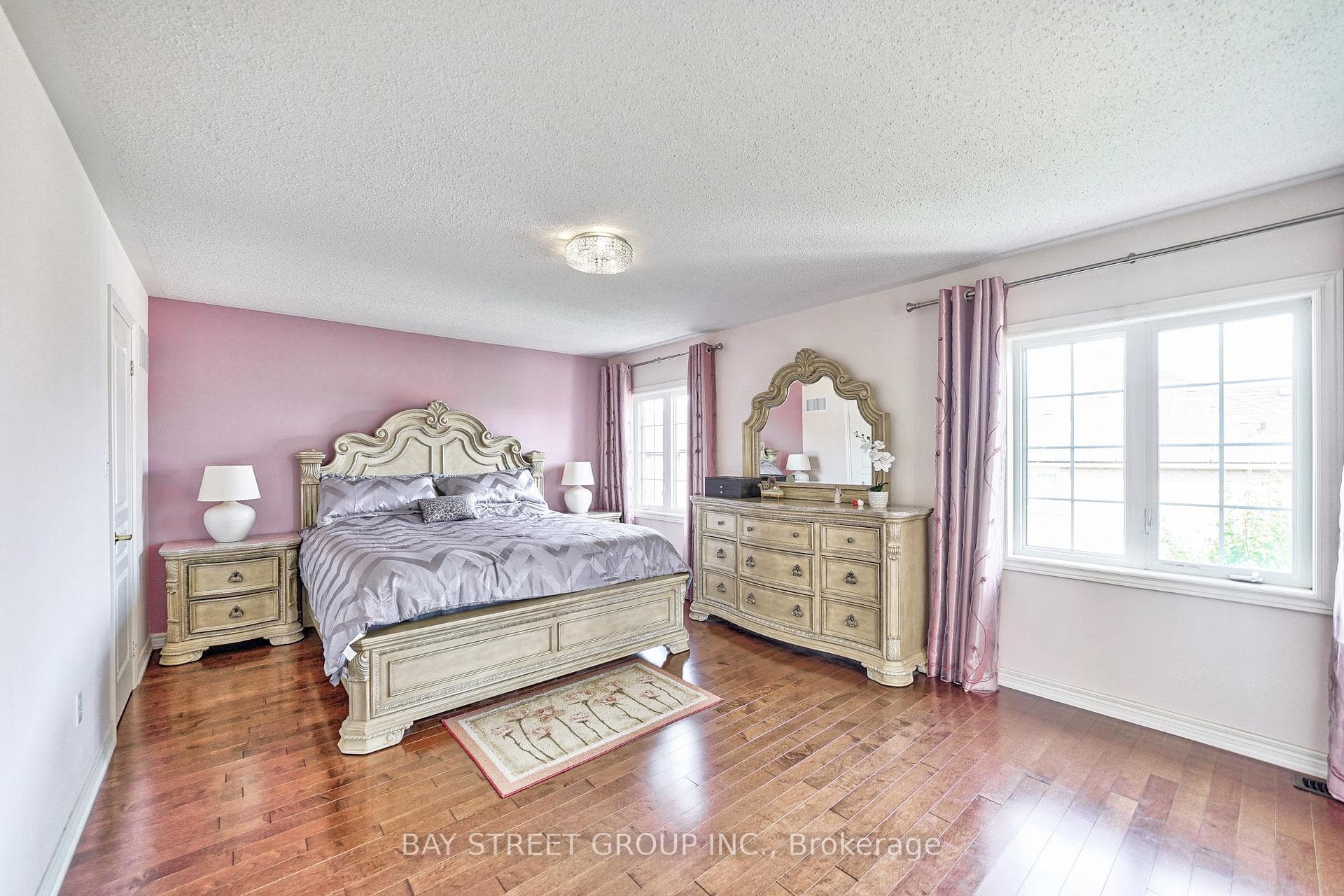 79 Frederick Stamm Crescent photo 24