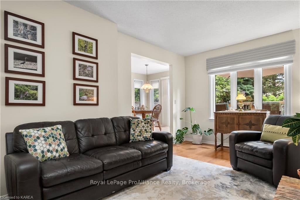 1178 BENTLEY Terrace photo 11