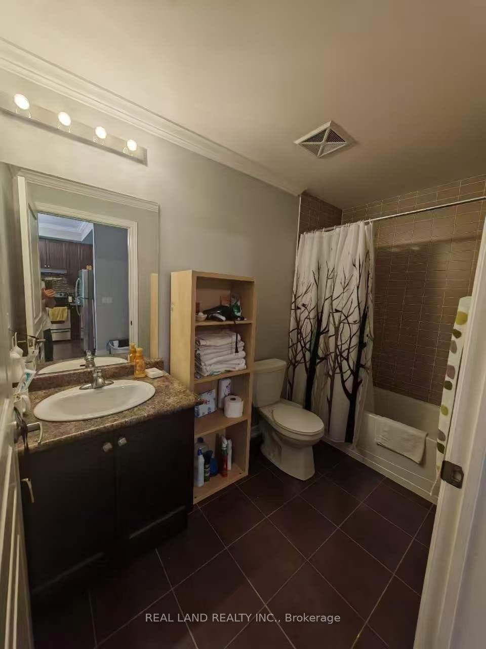 570 Lolita Gardens Unit 127 photo 10