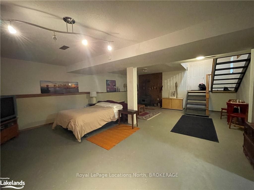 24 55TH Street photo 28