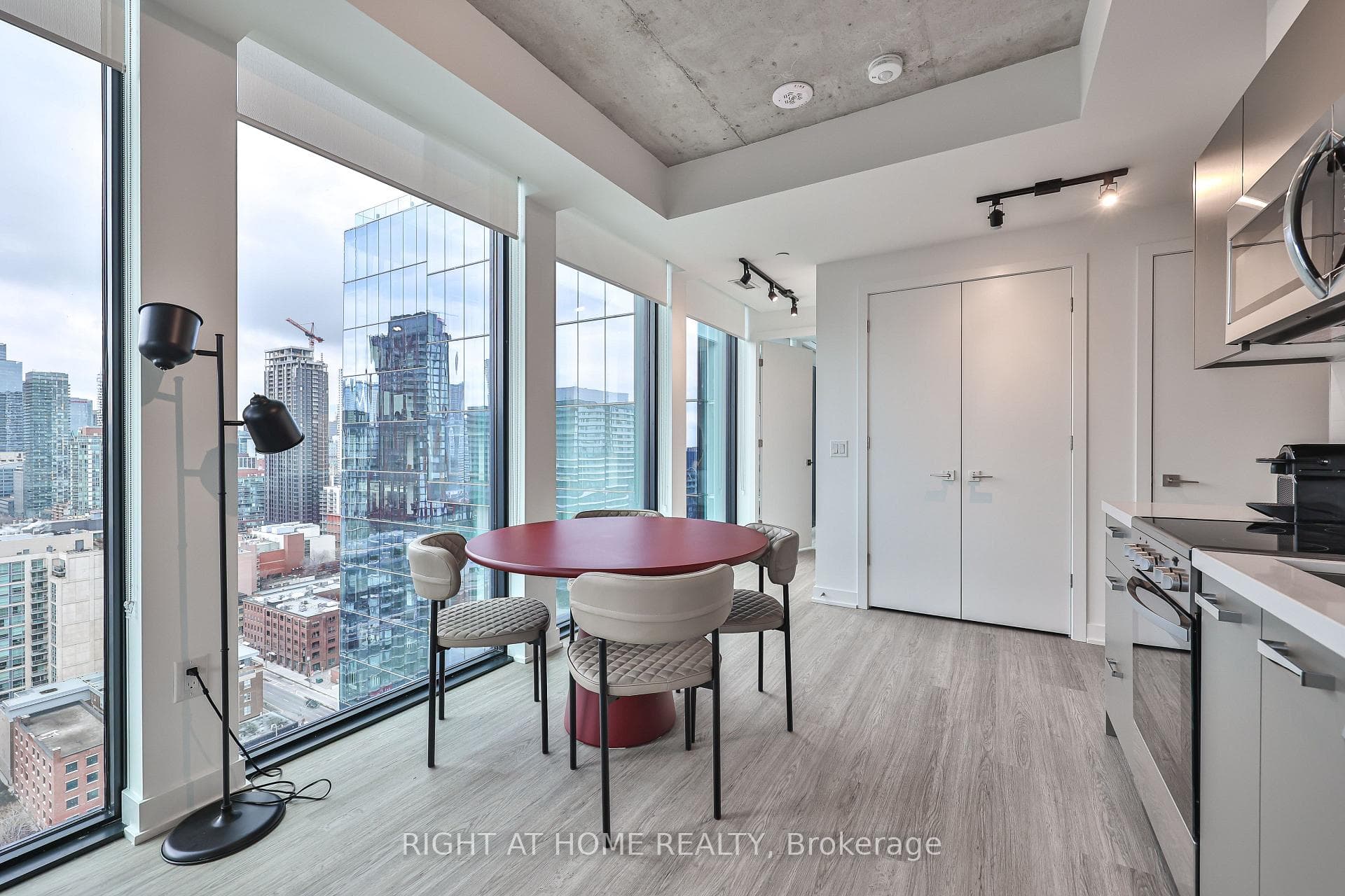 284 King Street Unit 2404 photo 10