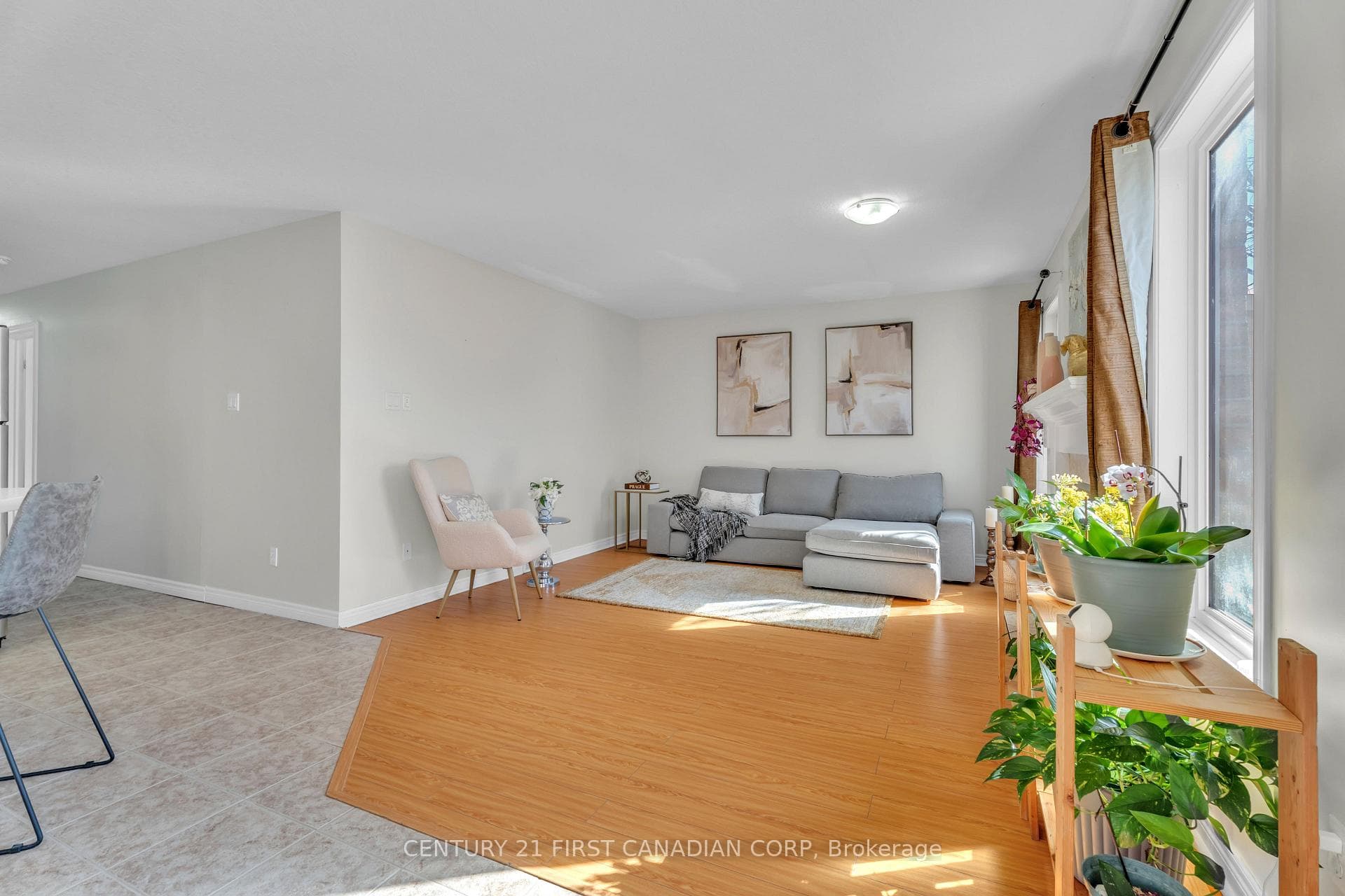 89 Mctaggart Court photo 14
