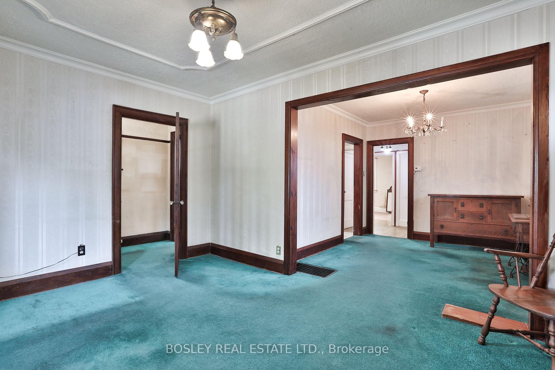 15 Whitewood Road photo 6