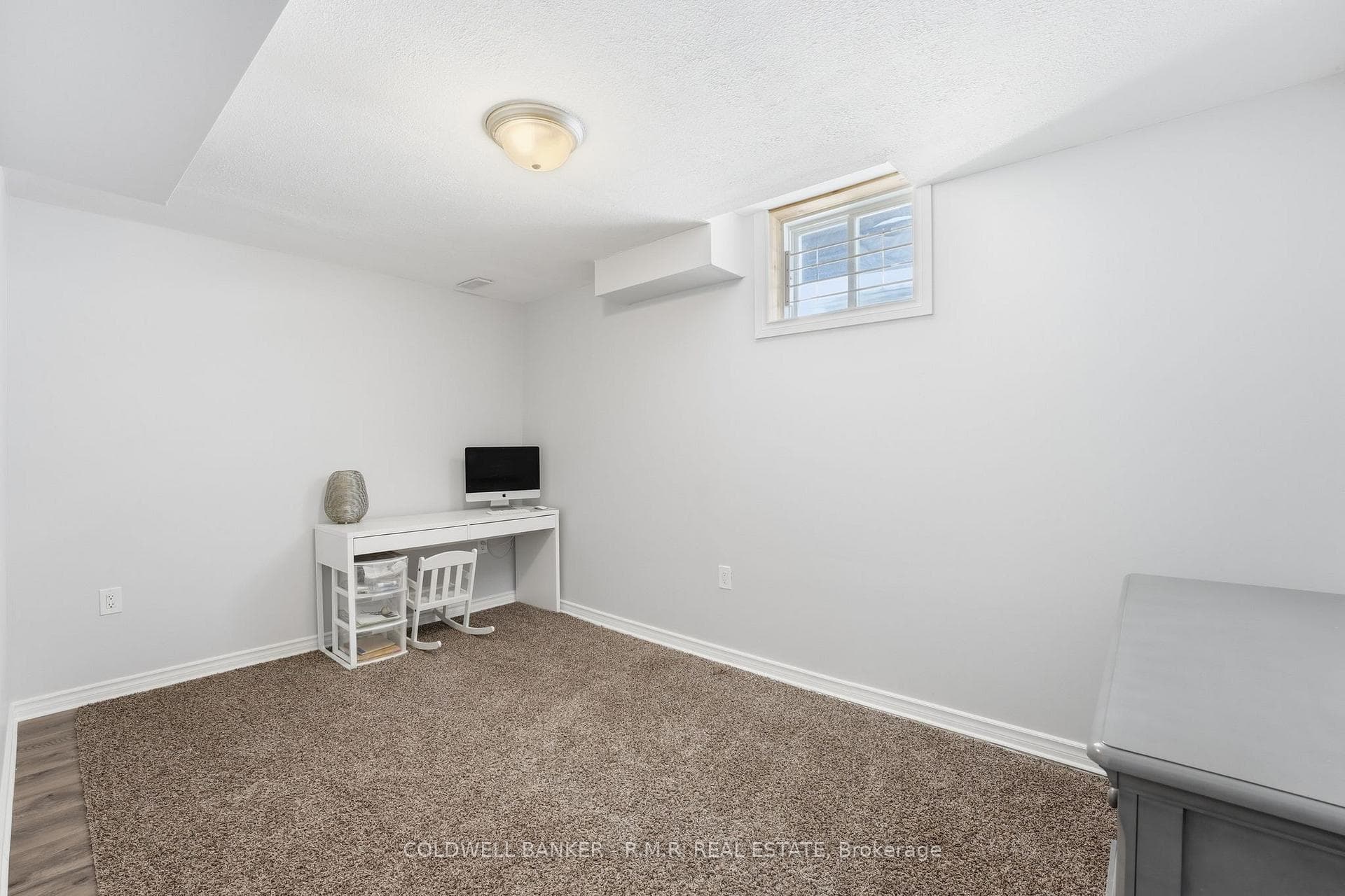 29 Logan Lane photo 39