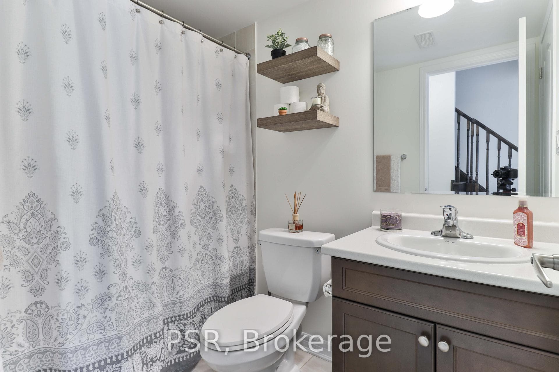 2764 Sapphire Drive photo 31