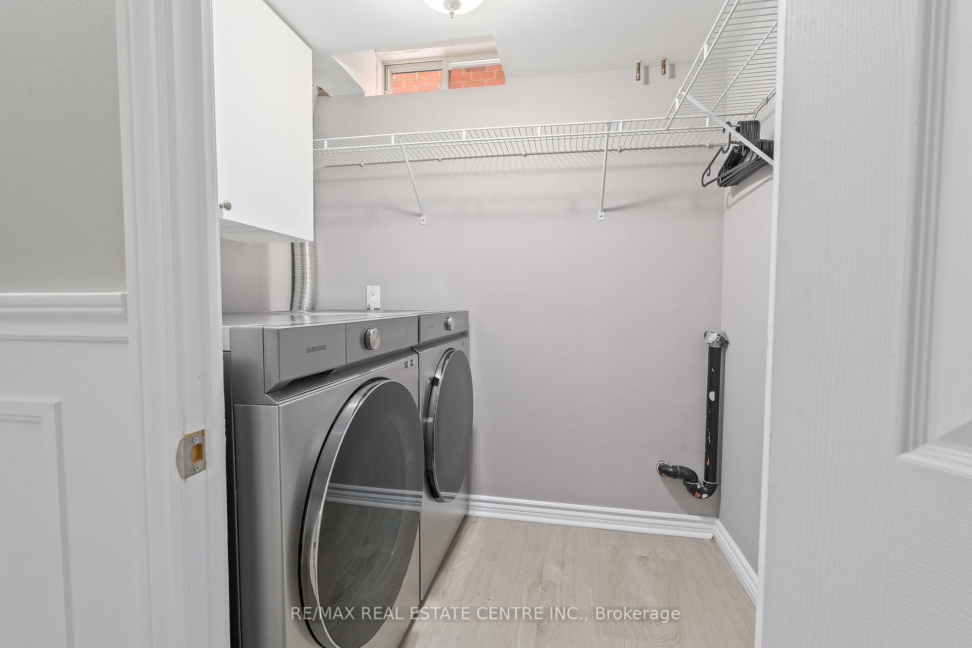 66 Curry Crescent photo 44