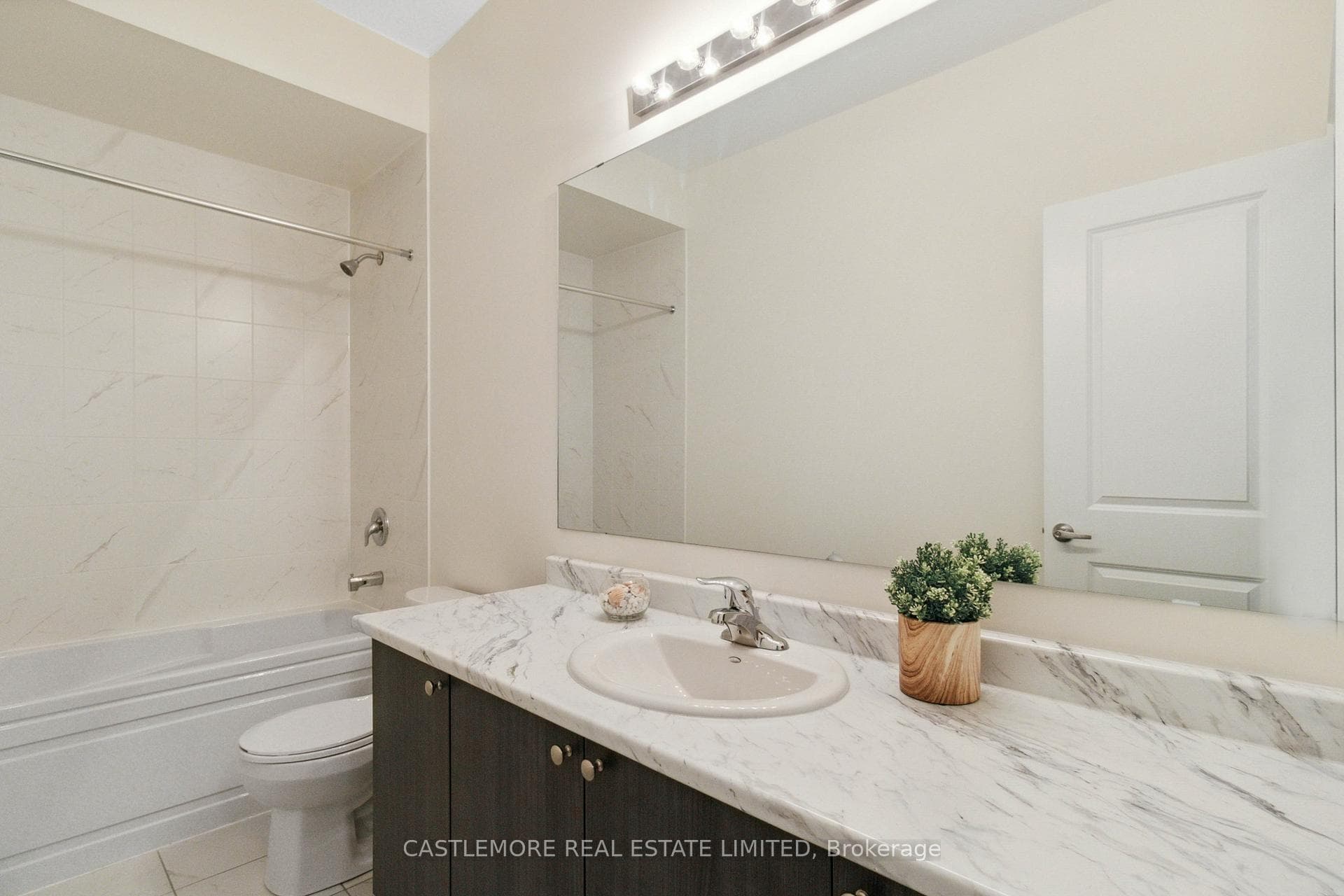 3314 Millicent Avenue photo 26