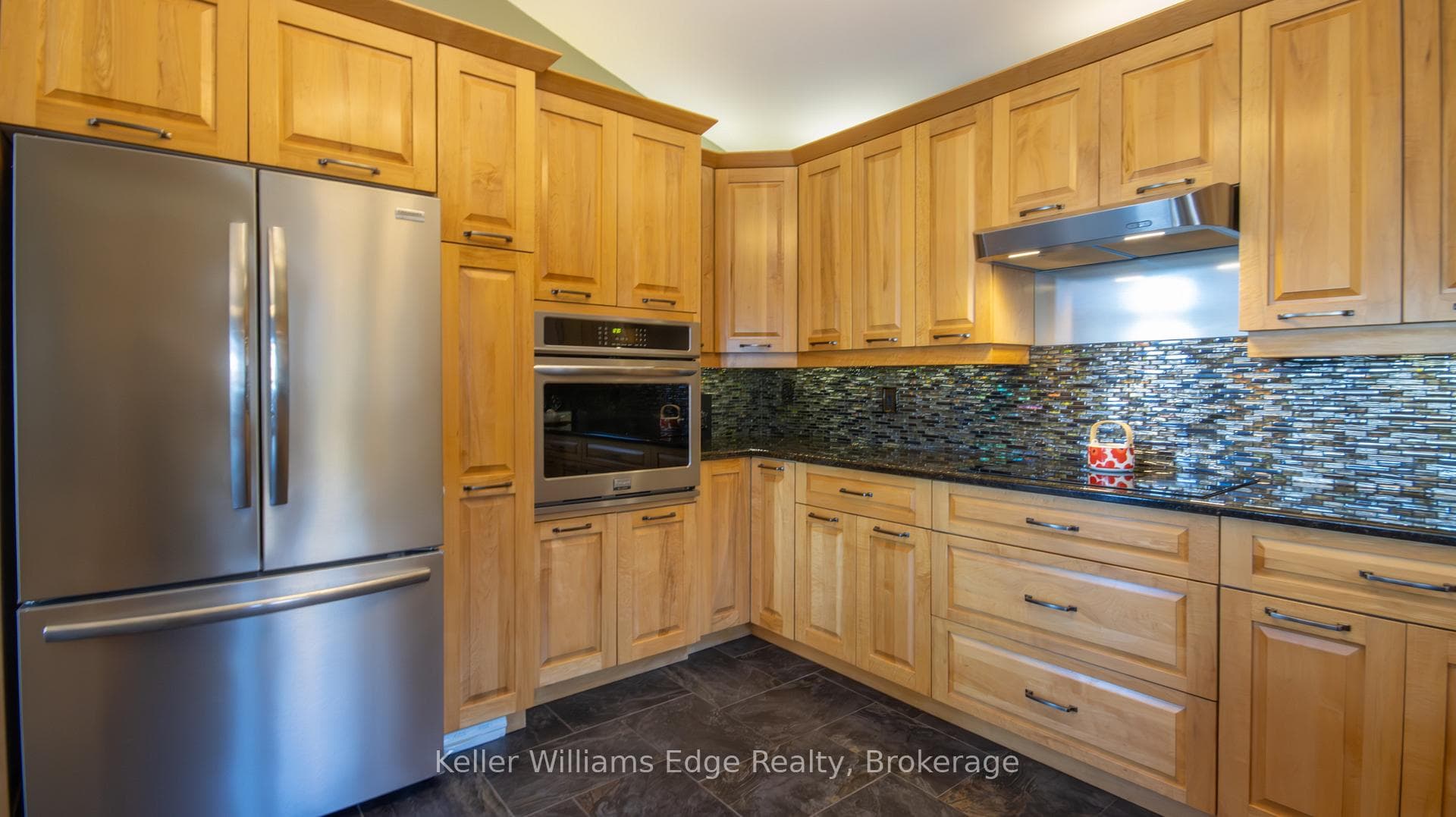 43 LAKESHORE Drive photo 11
