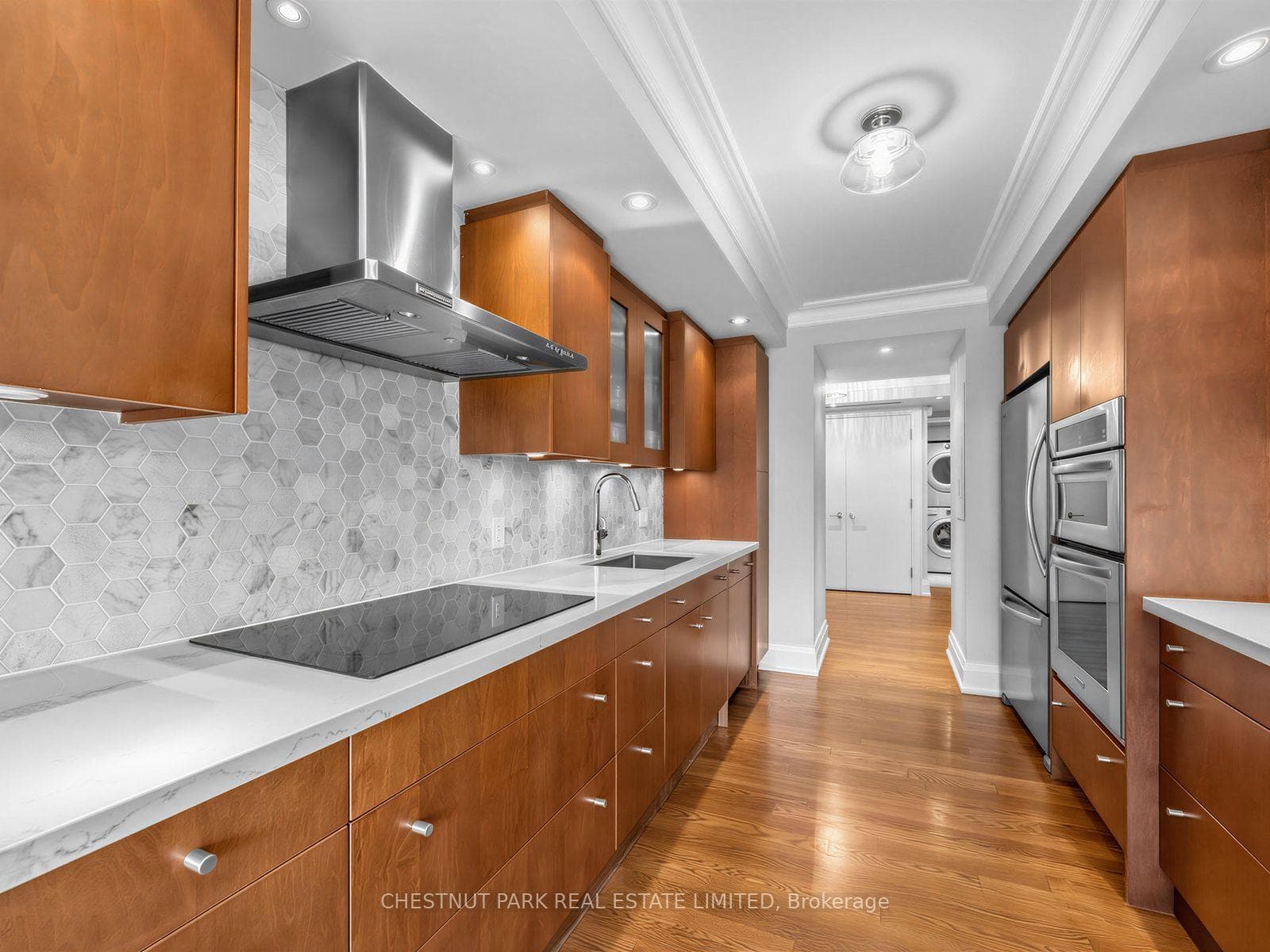 625 Avenue Road Unit 304 photo 7