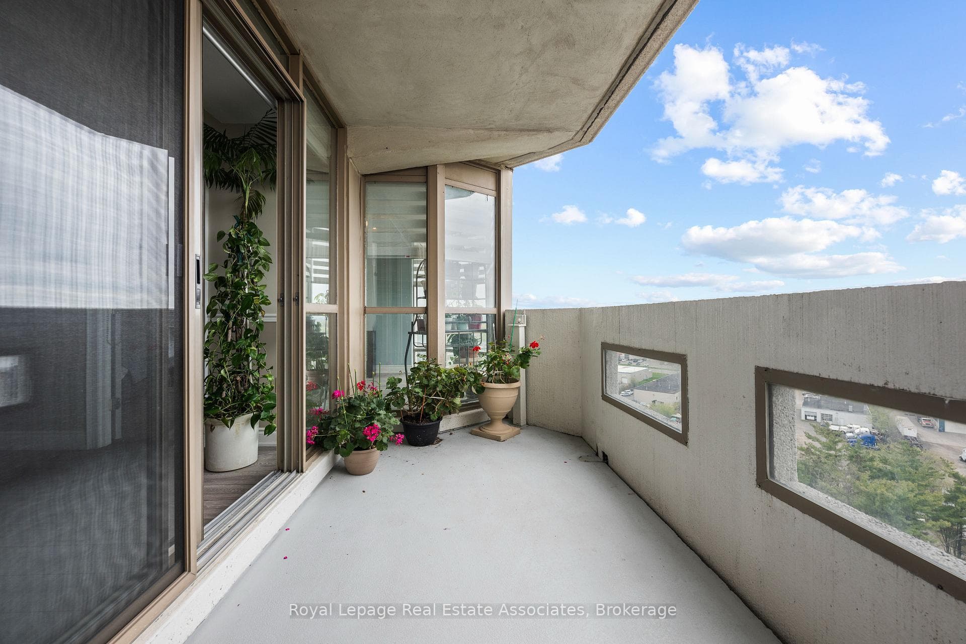 20 Mcfarlane Drive Unit 1402 photo 29