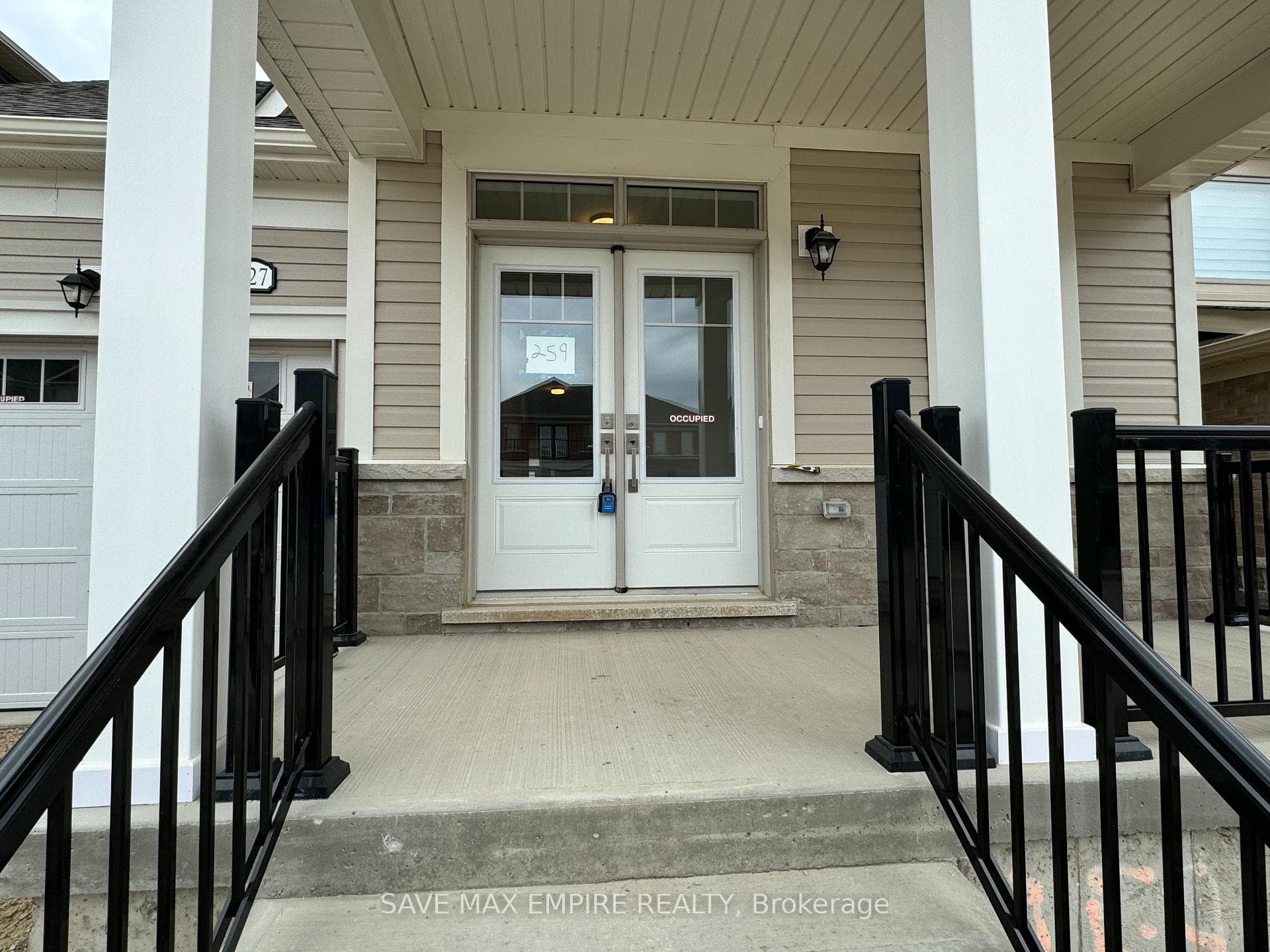 127 Rea Drive photo 2