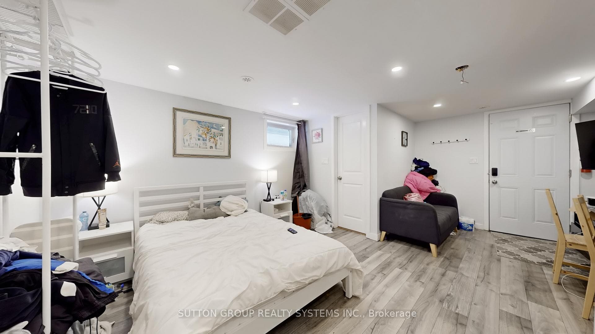 50 Brownville Avenue photo 29