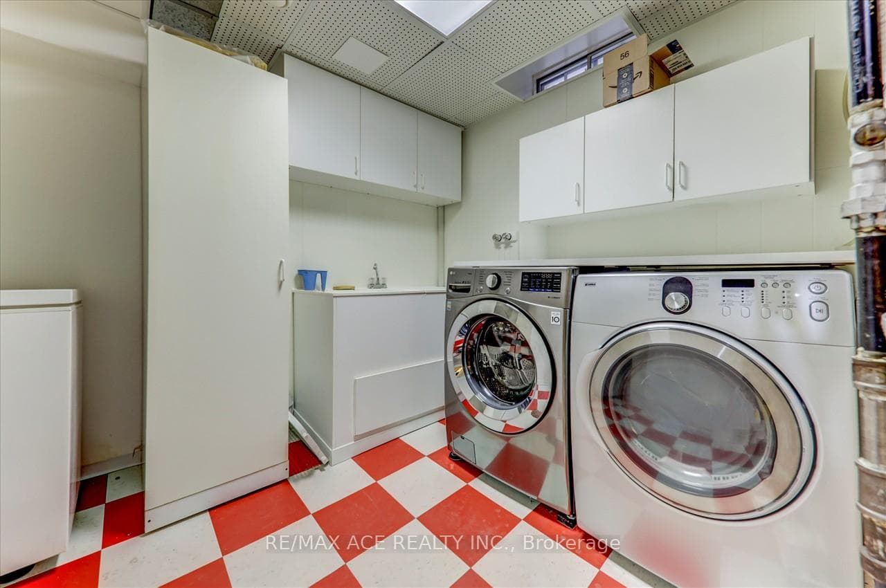 46 Helios Place photo 28