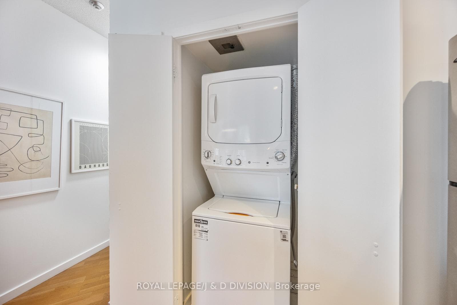 Ensuite Laundry