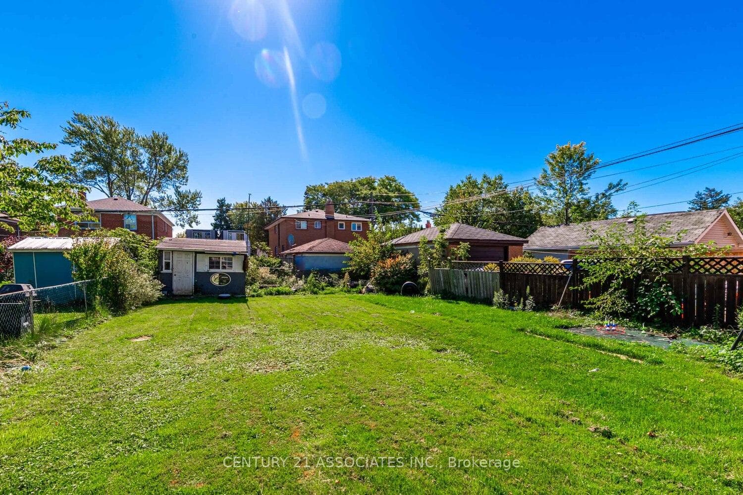 15 Burlingame Road photo 7