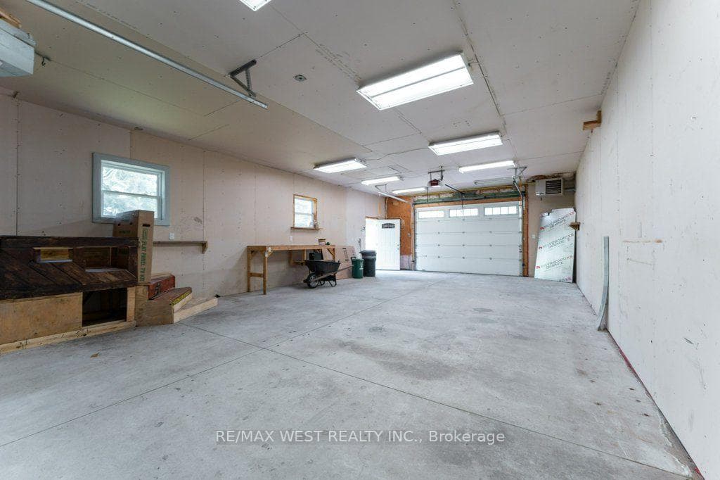 67 May Avenue Unit Garage photo 5