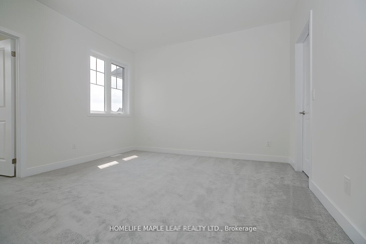 1046 Thompson Drive photo 32
