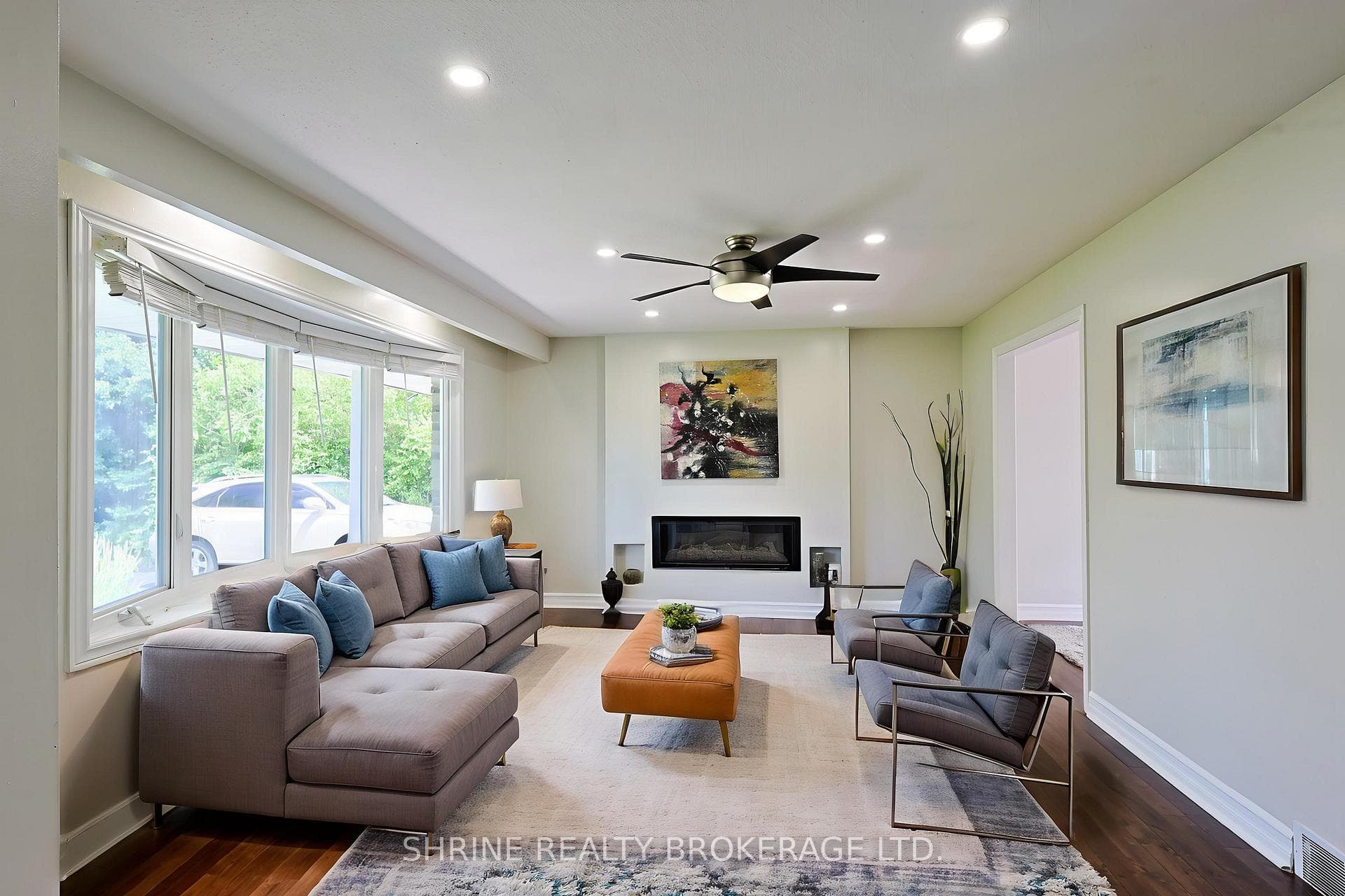 virtual staging