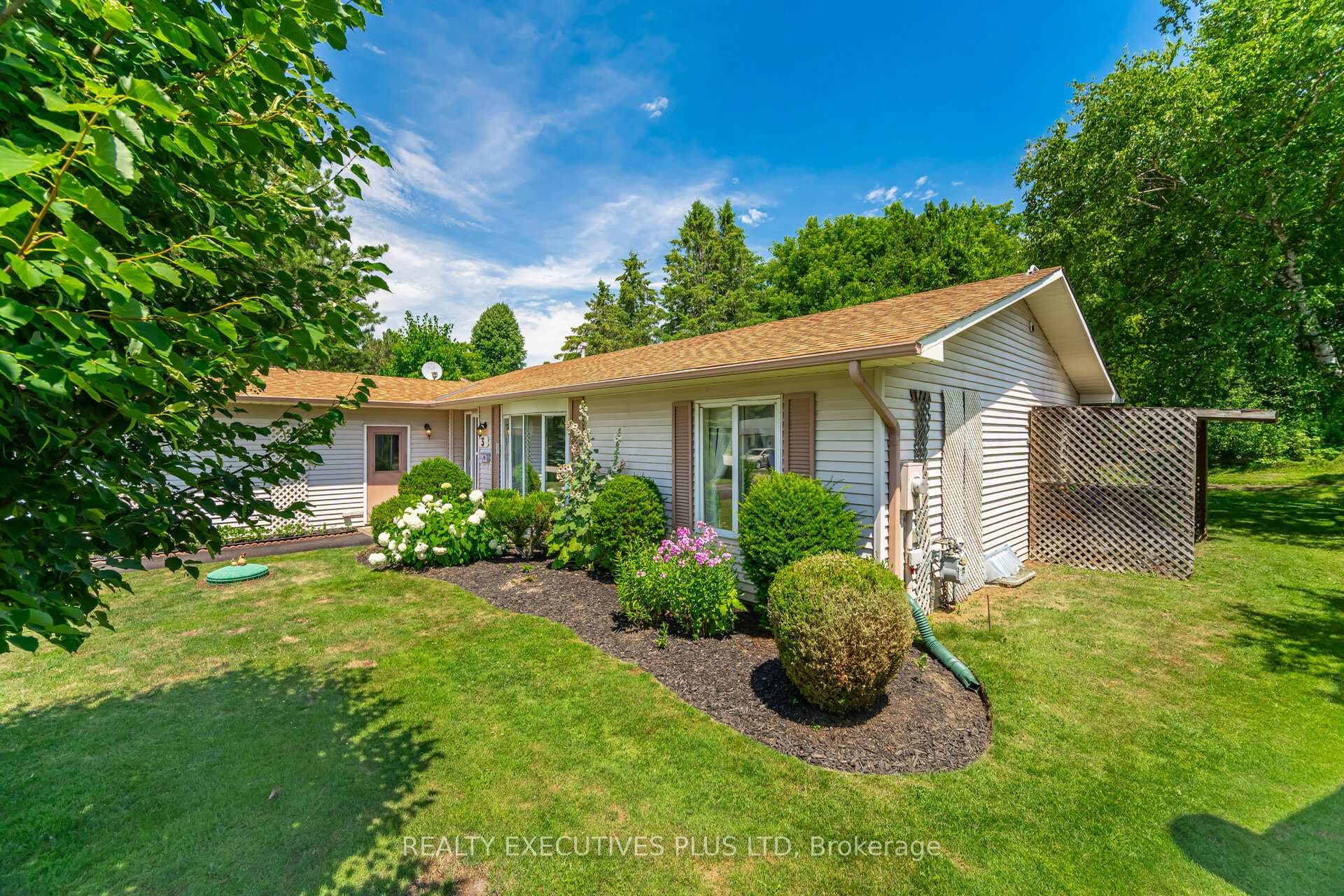3 Pineview Court photo 6