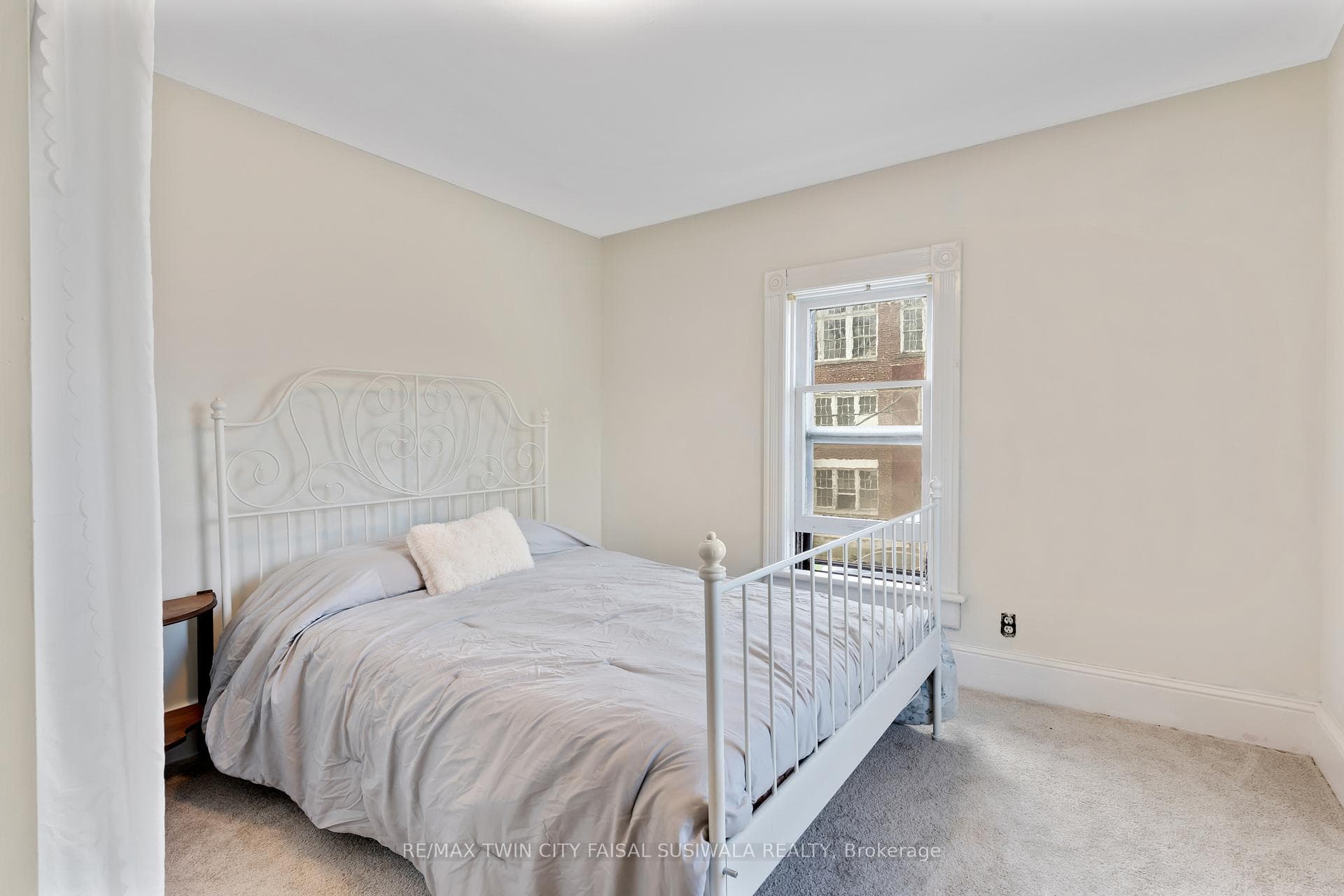 39 Albert Street photo 24