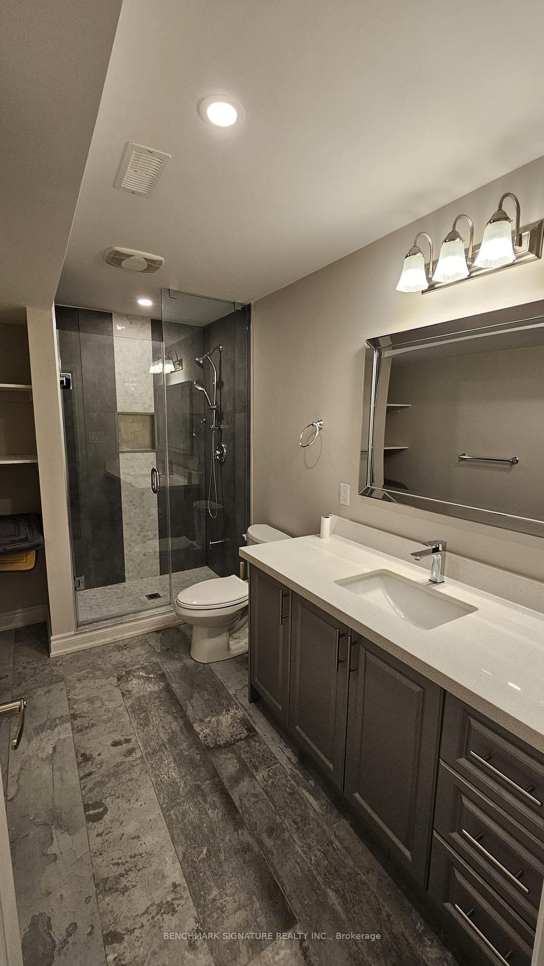 676 Cornell Rouge Boulevard photo 33