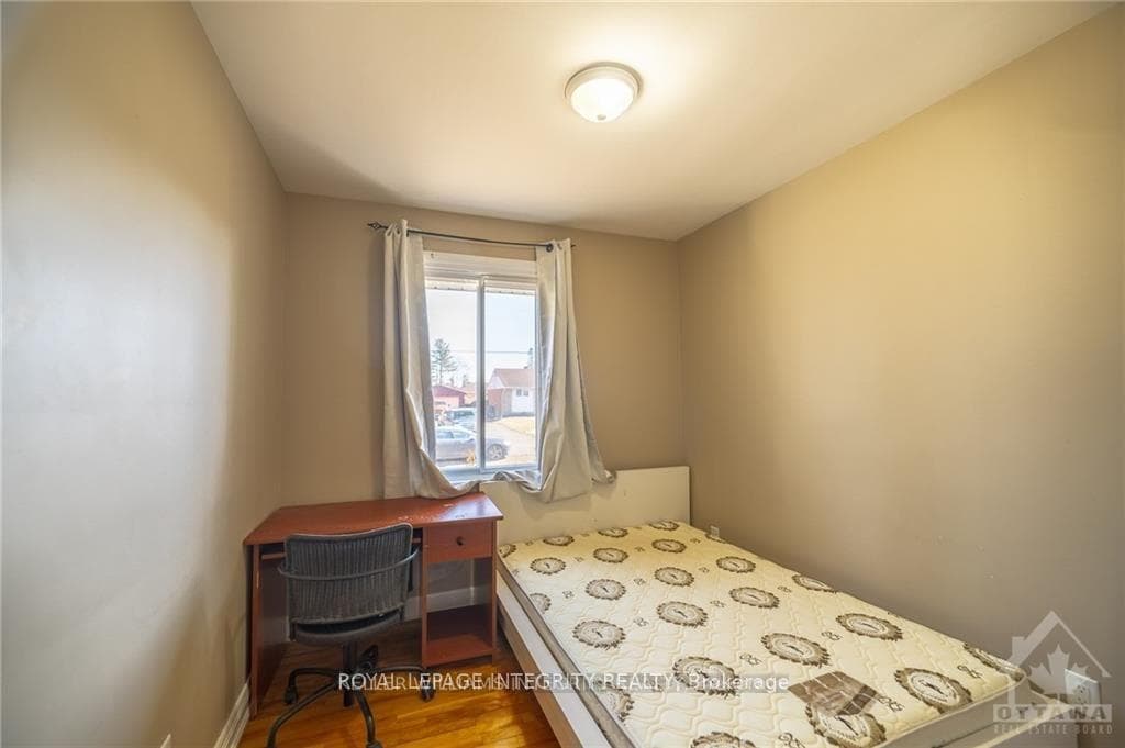 147 Oakridge Boulevard photo 19