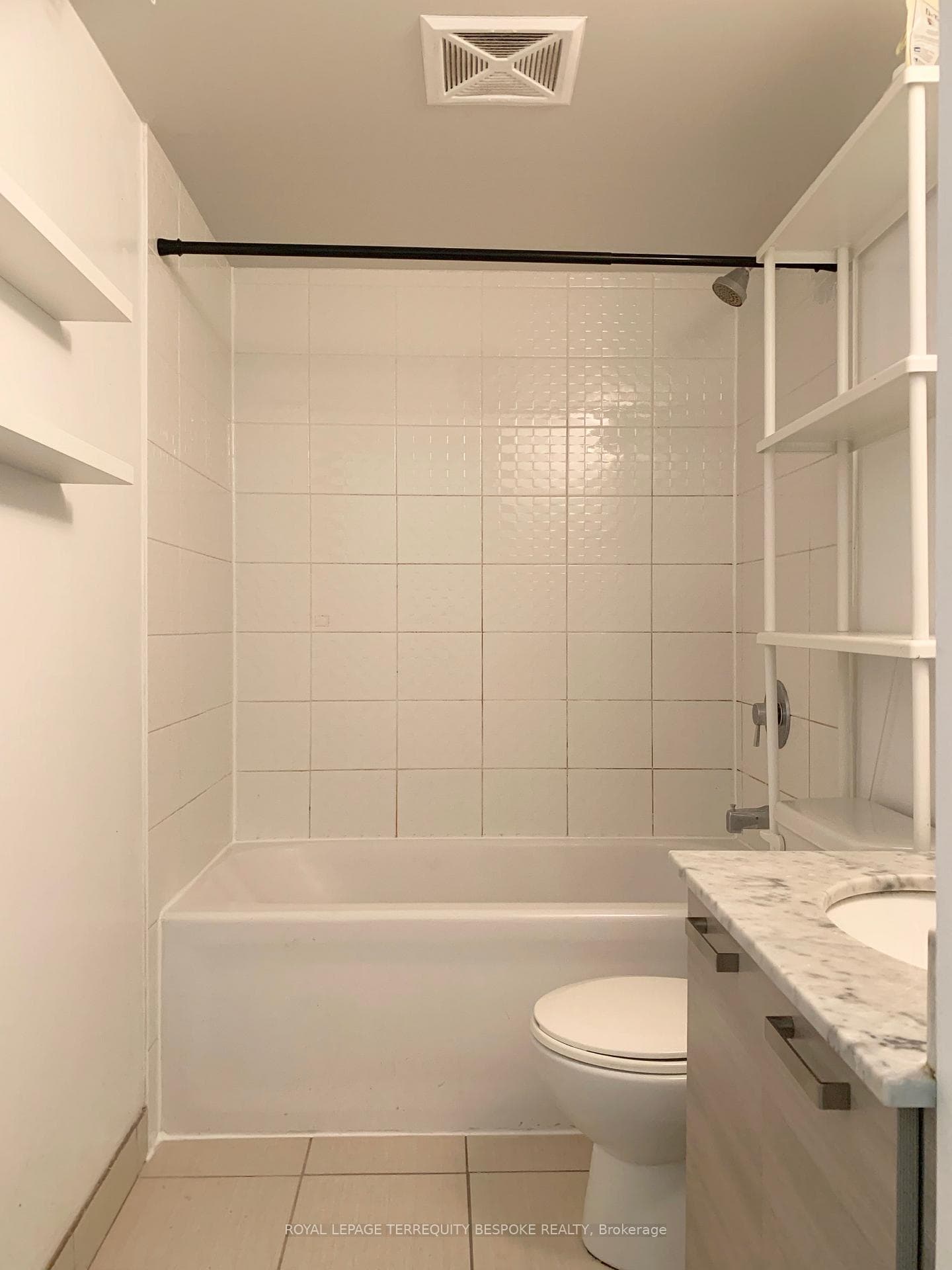 36 Lisgar Street Unit 509E photo 9