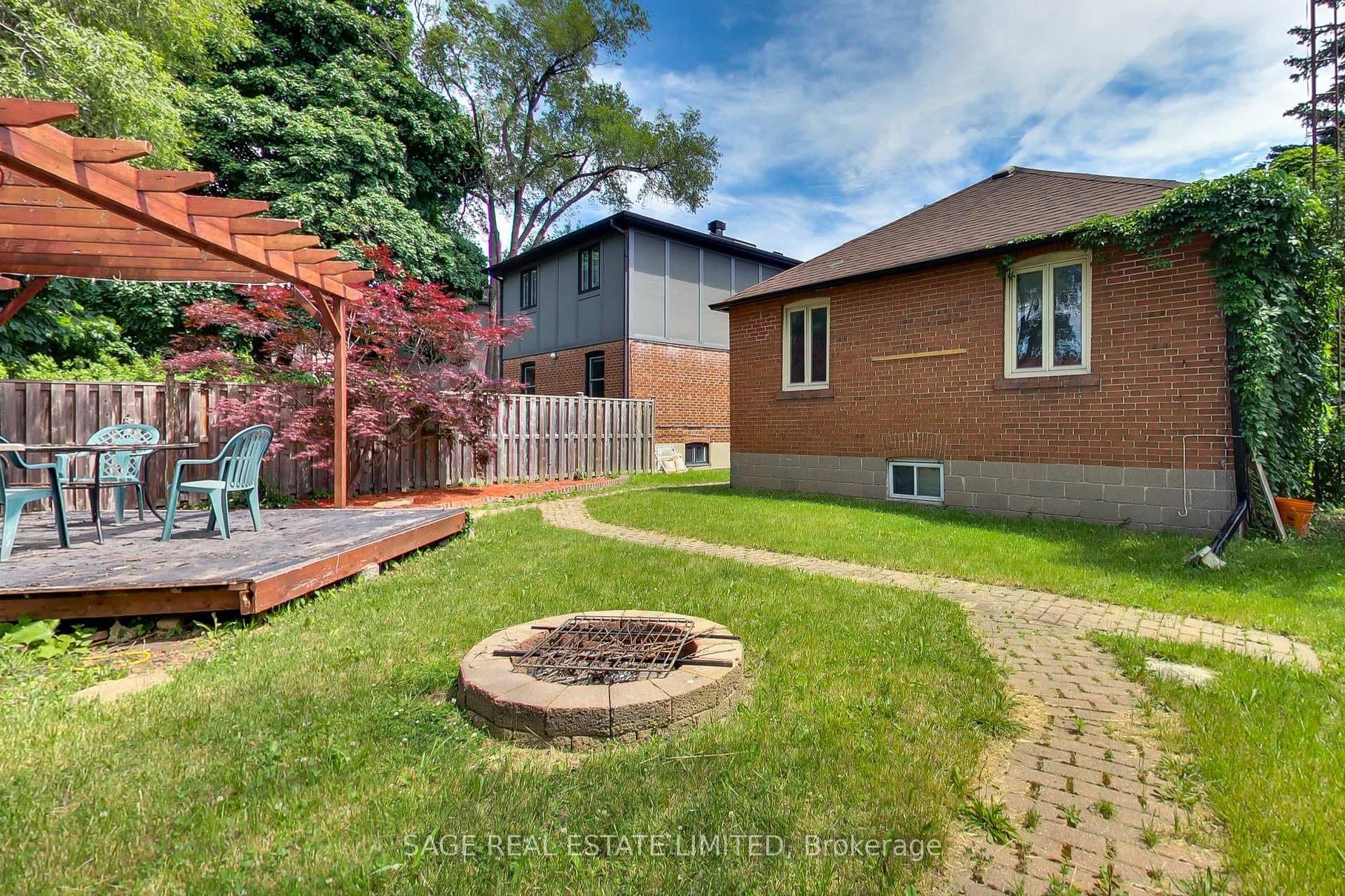 72 Burncrest Drive Unit Main photo 25