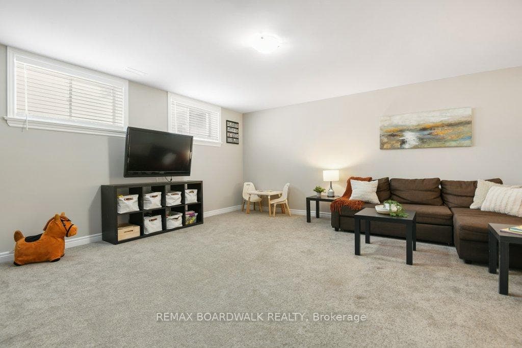 38 Peever Place photo 29
