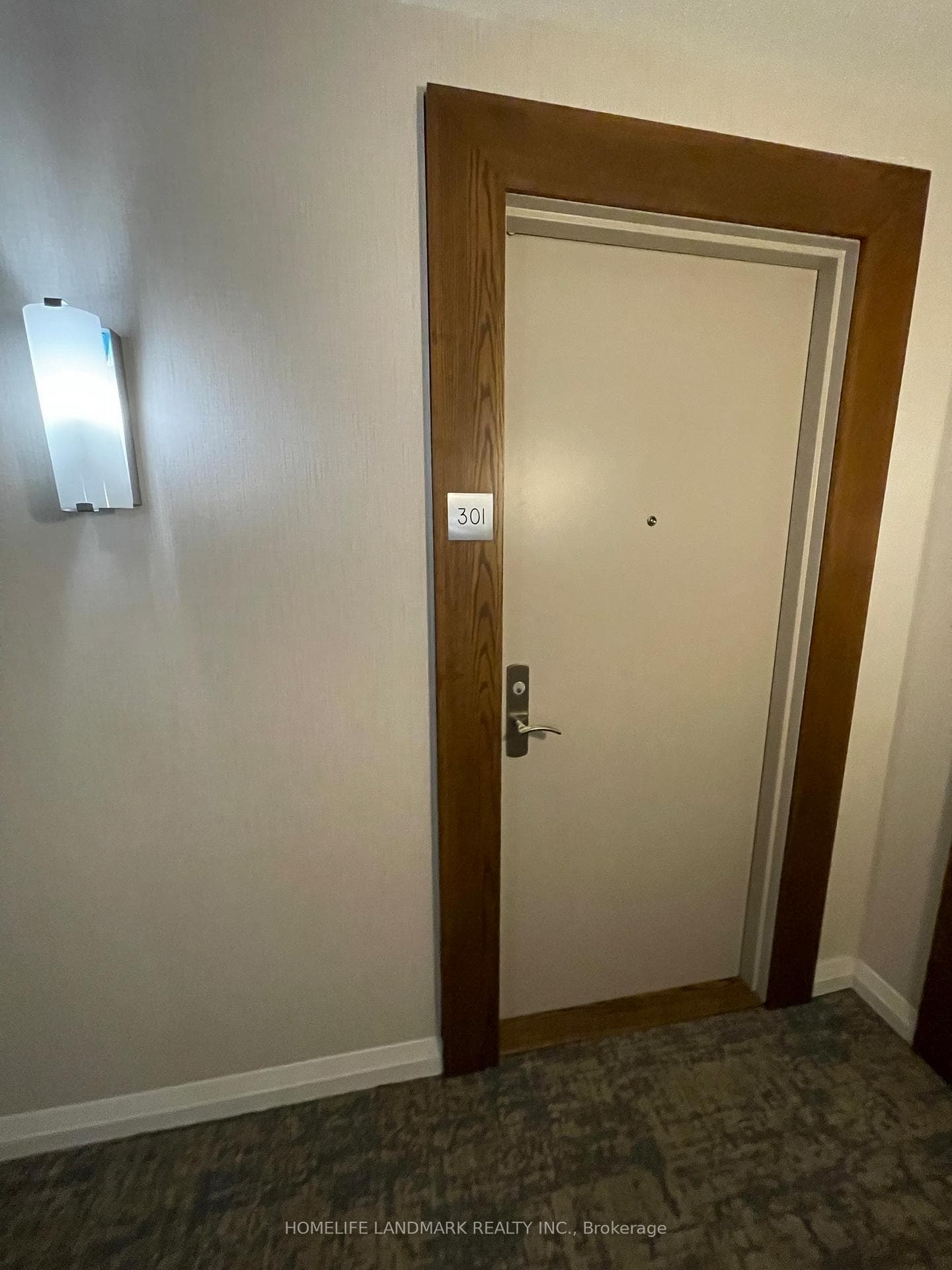 763 Bay Street Unit 301 photo 5