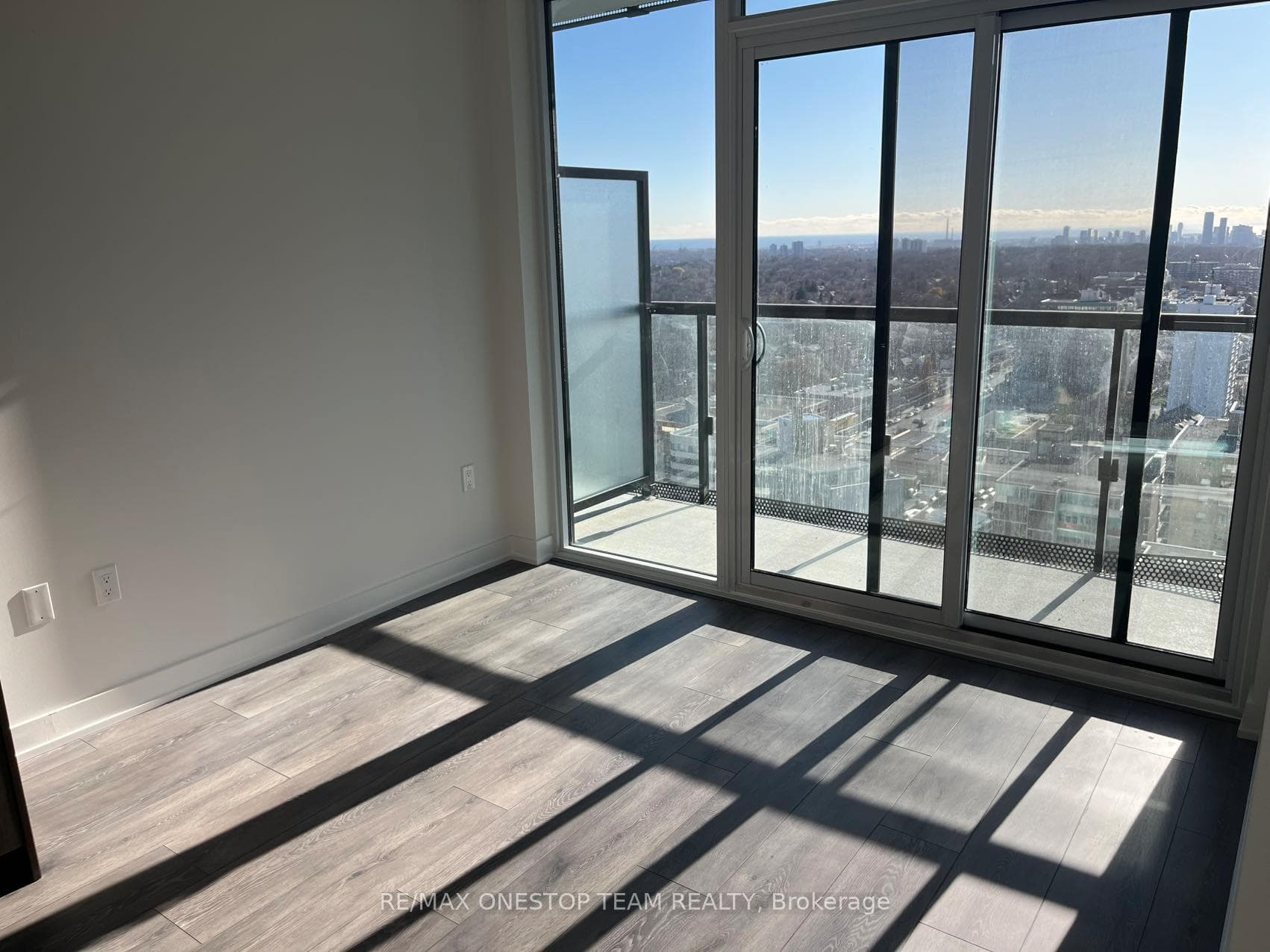 127 Broadway Avenue Unit 2401 photo 9