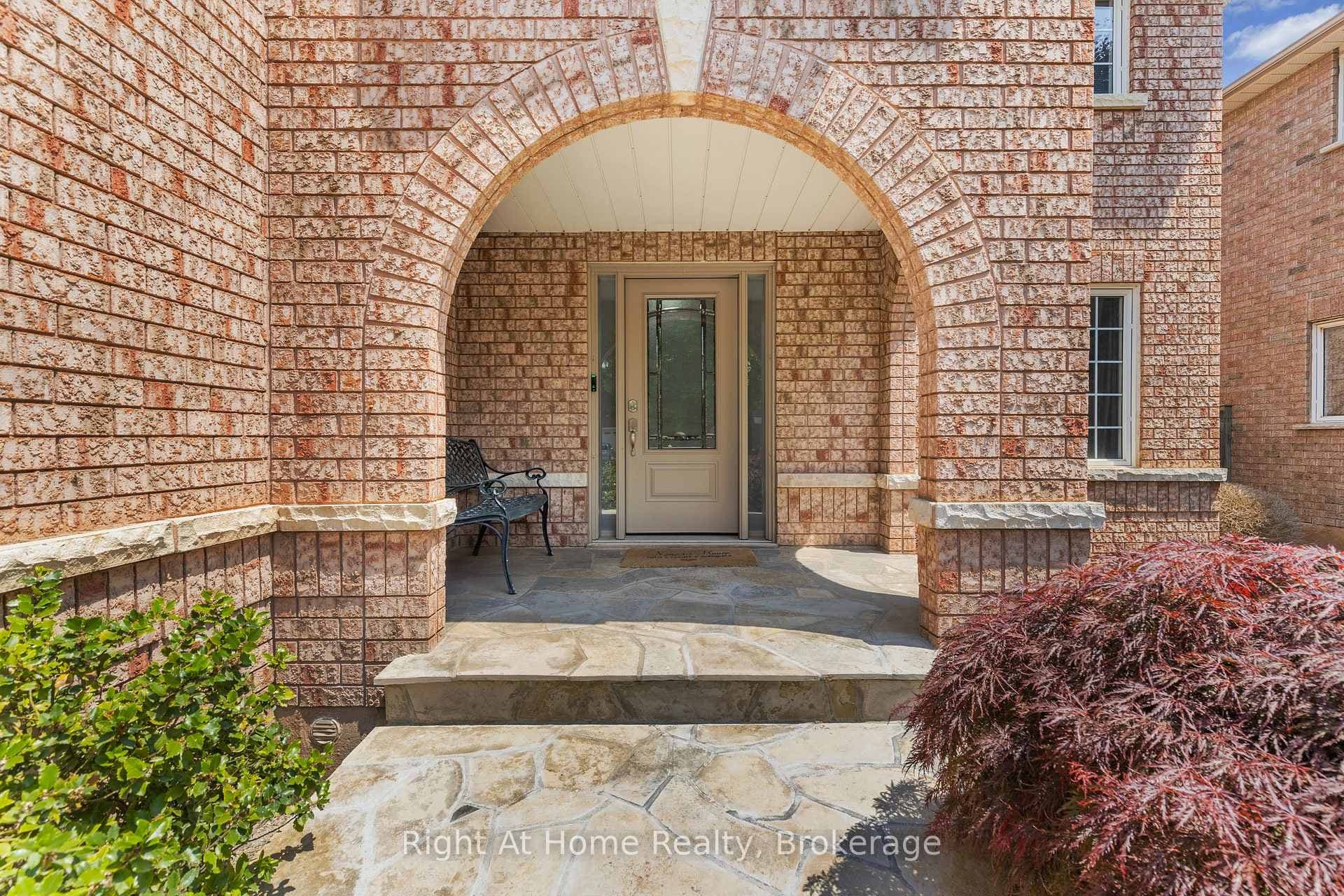 2405 Eden Valley Drive photo 3