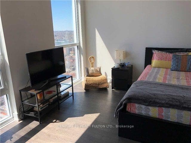 318 Richmond Street Unit 2510 photo 10