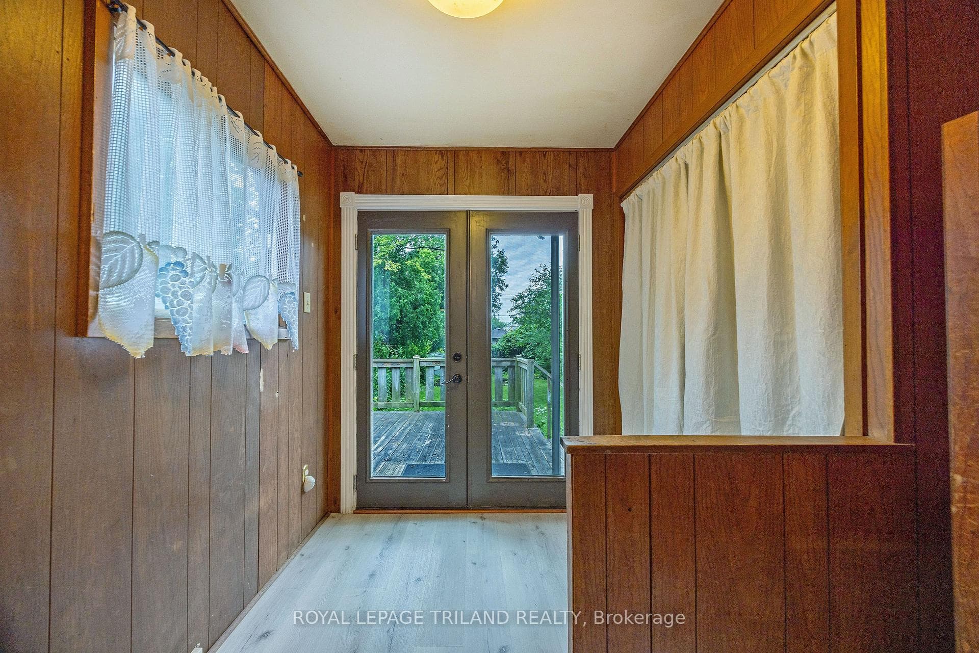 1241 King Street photo 18