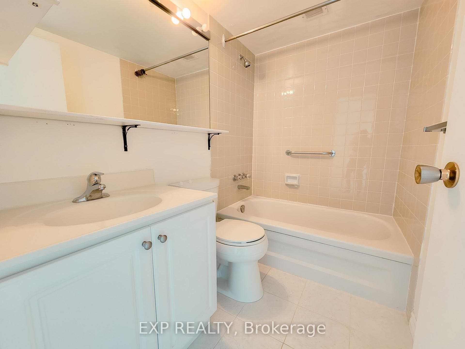 270 Scarlett Road Unit 1704 photo 12